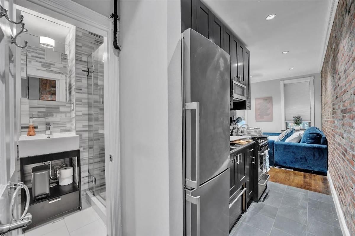 Stylish 3br-2ba In Gramercy *