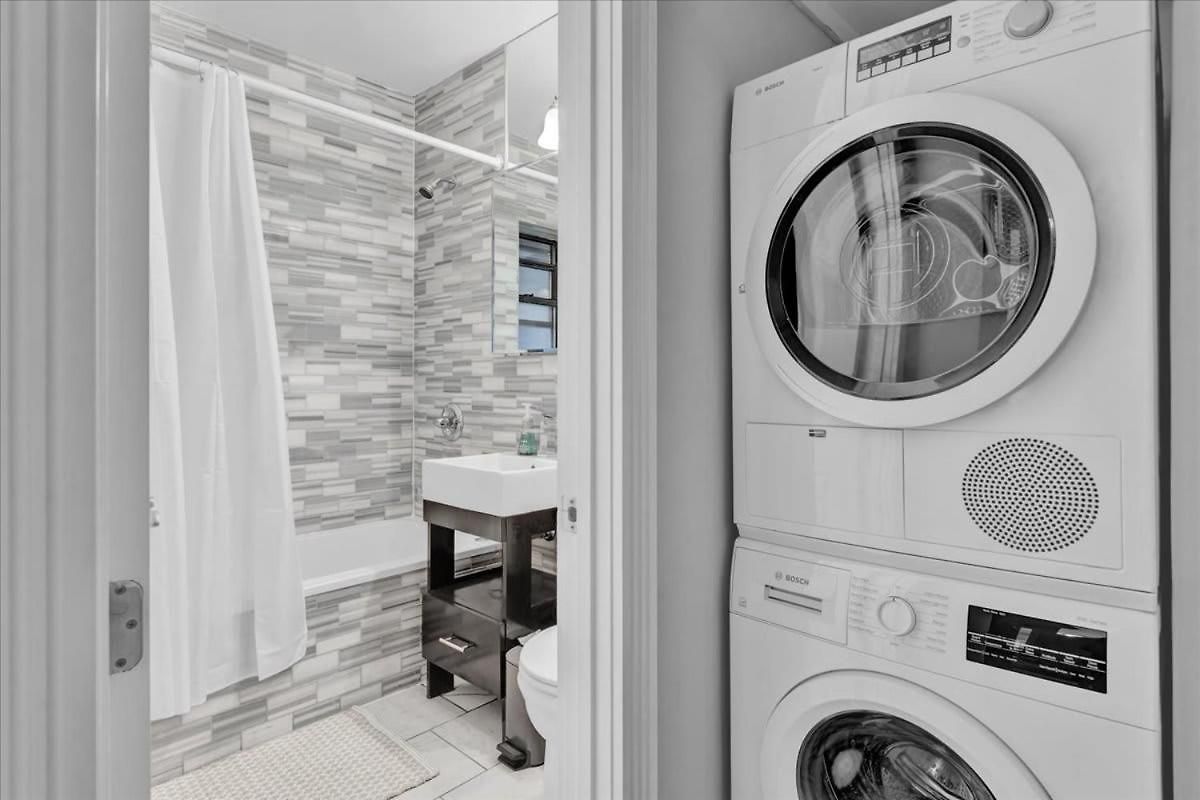 Modern 2br With Private Garden In Gramercy Park Apartment
