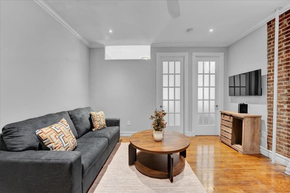 Modern 2br With Private Garden In Gramercy Park Apartment New York