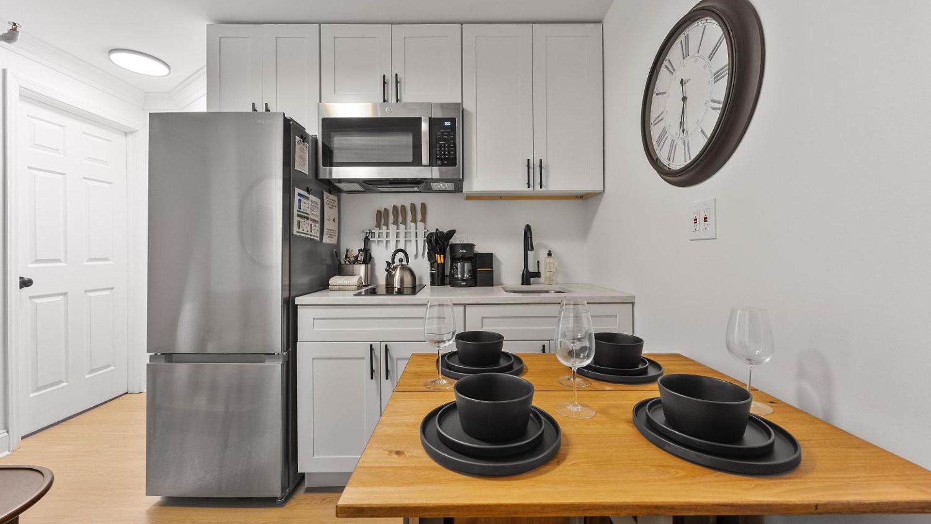 Brownstone 2 Bed With Private Backyard Near Subway Apartment New York