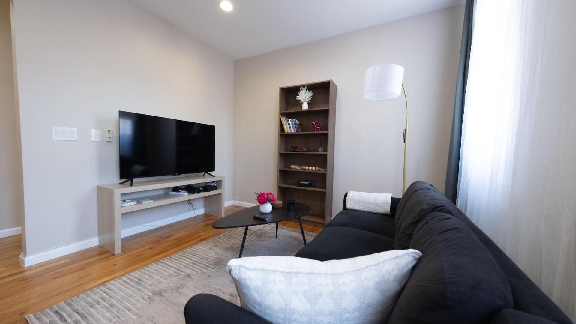 Sunny 4br/2ba Retreat In Morningside Heights, Nyc