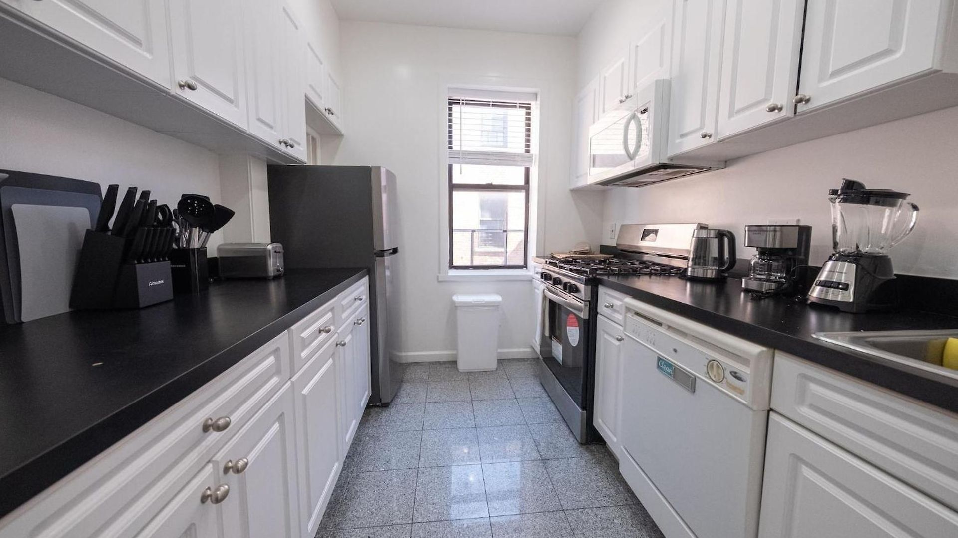 Holiday home Sunny 4br/2ba Retreat In Morningside Heights, Nyc