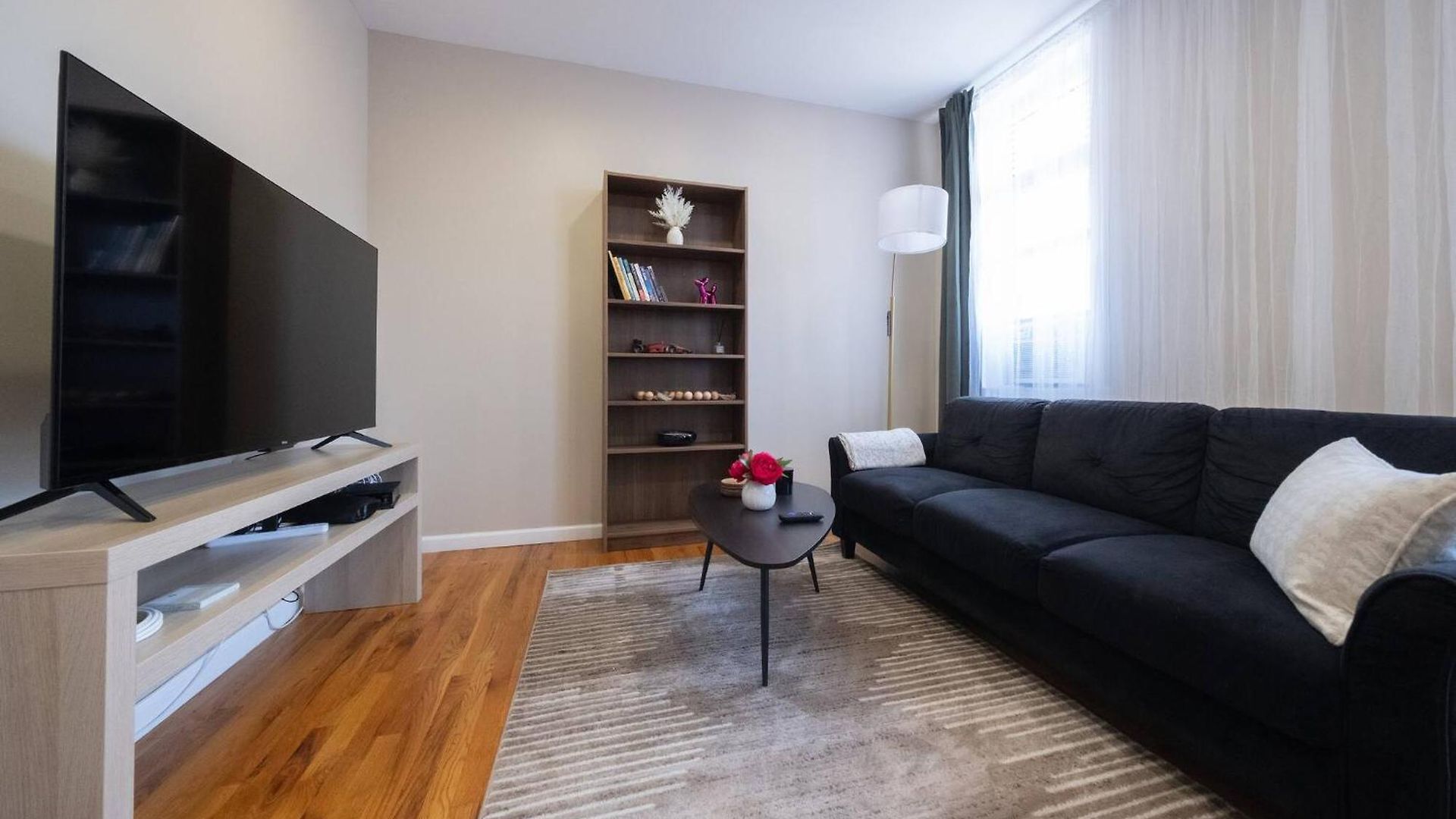 Sunny 4br/2ba Retreat In Morningside Heights, Nyc * New York