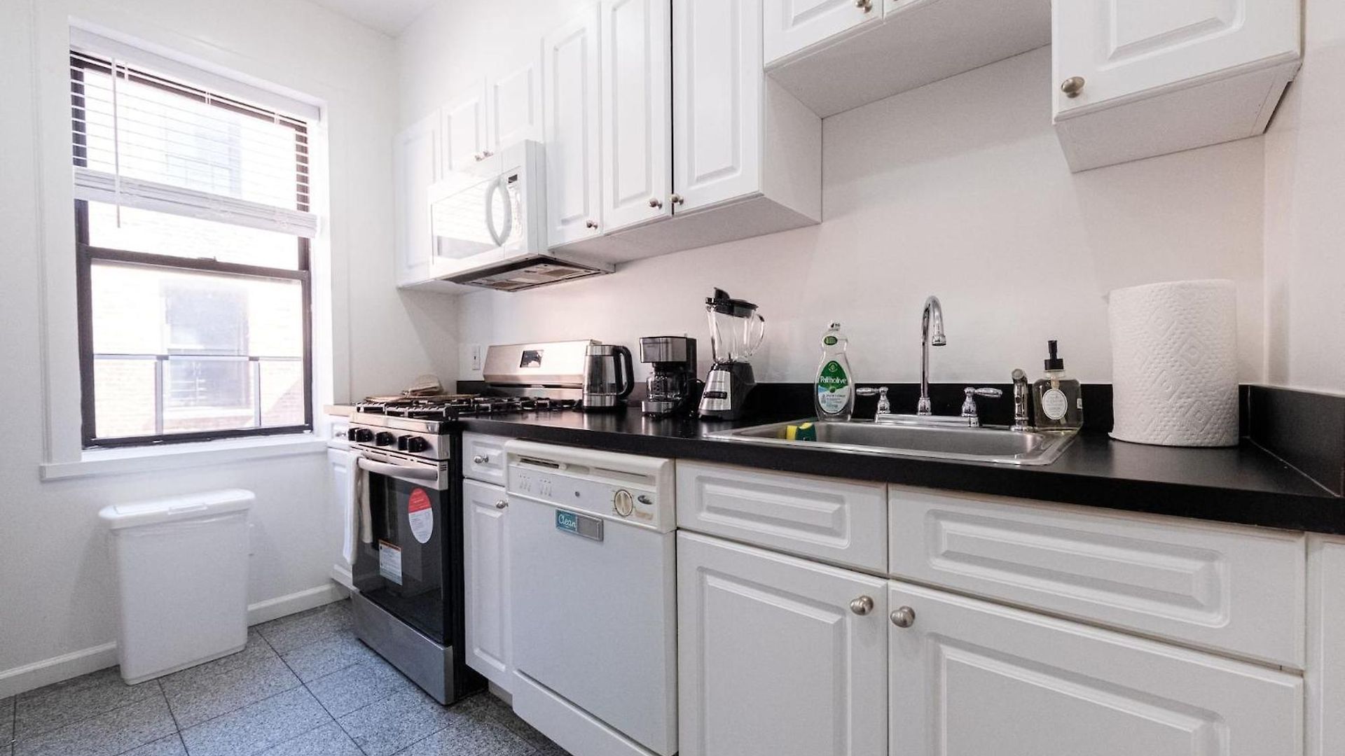 Sunny 4br/2ba Retreat In Morningside Heights, Nyc Holiday home *