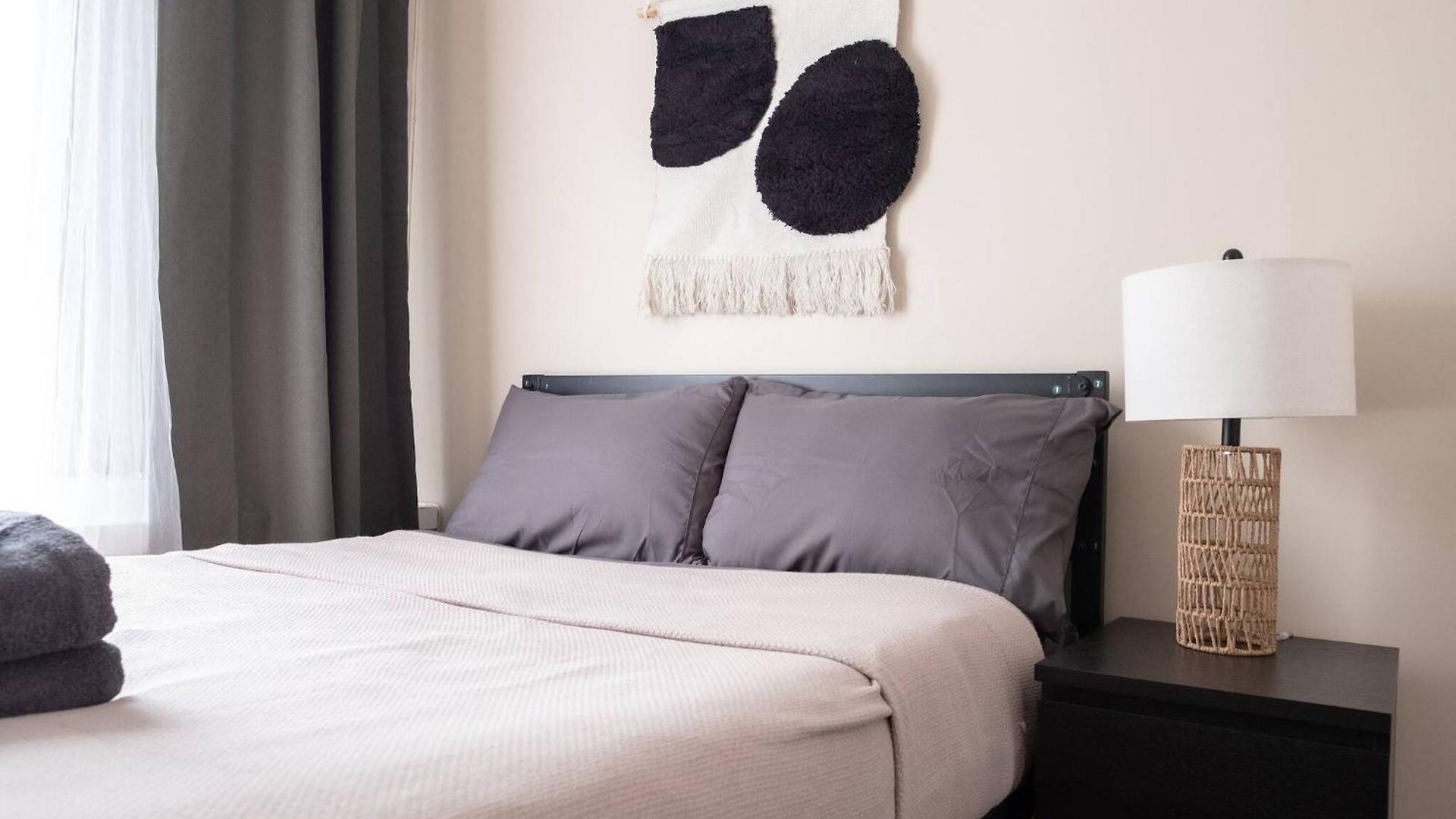 Sunny 4br/2ba Retreat In Morningside Heights, Nyc New York