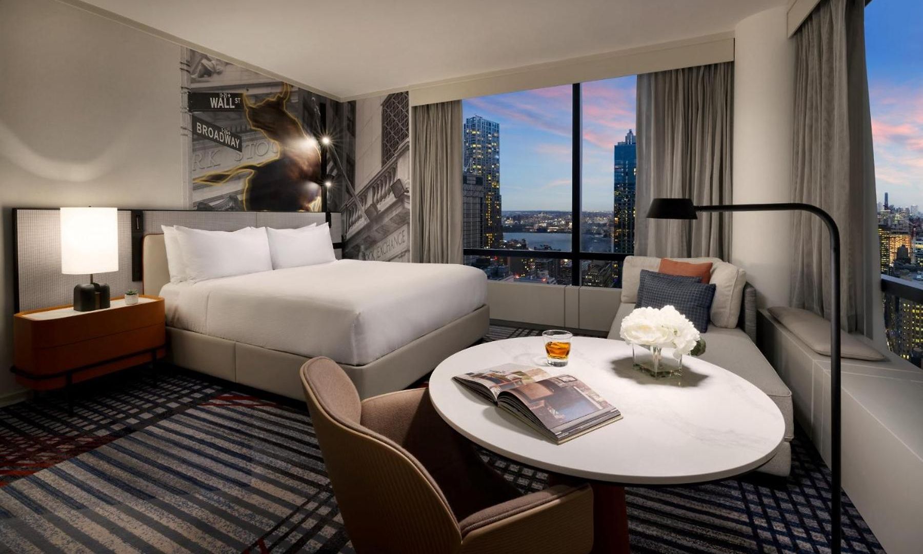 Millennium Downtown Hotel 4*