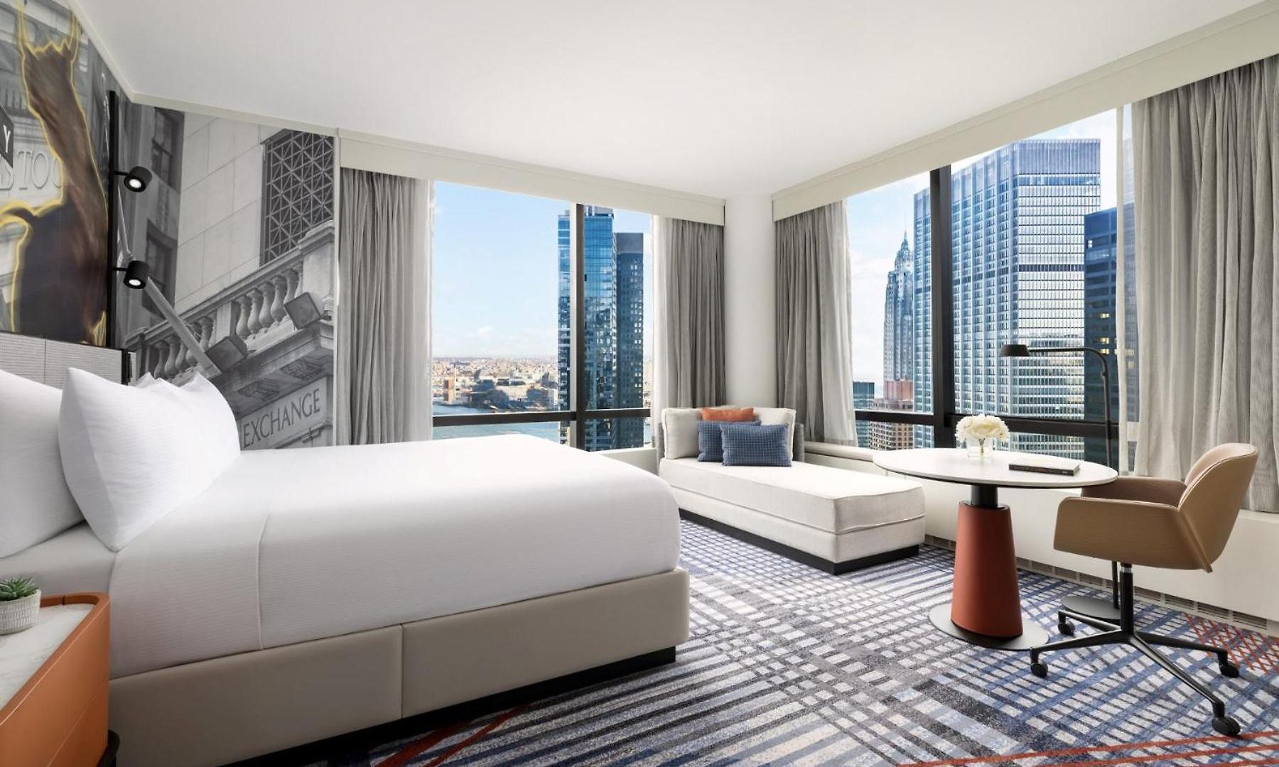 Hotel Millennium Downtown 4*