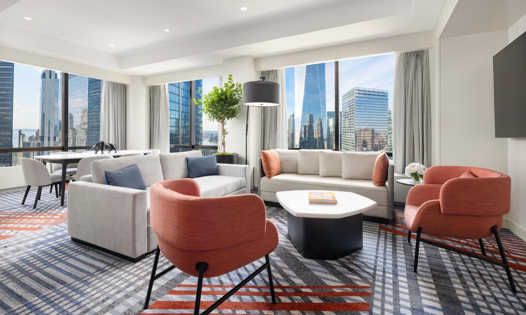 Millennium Downtown 4*