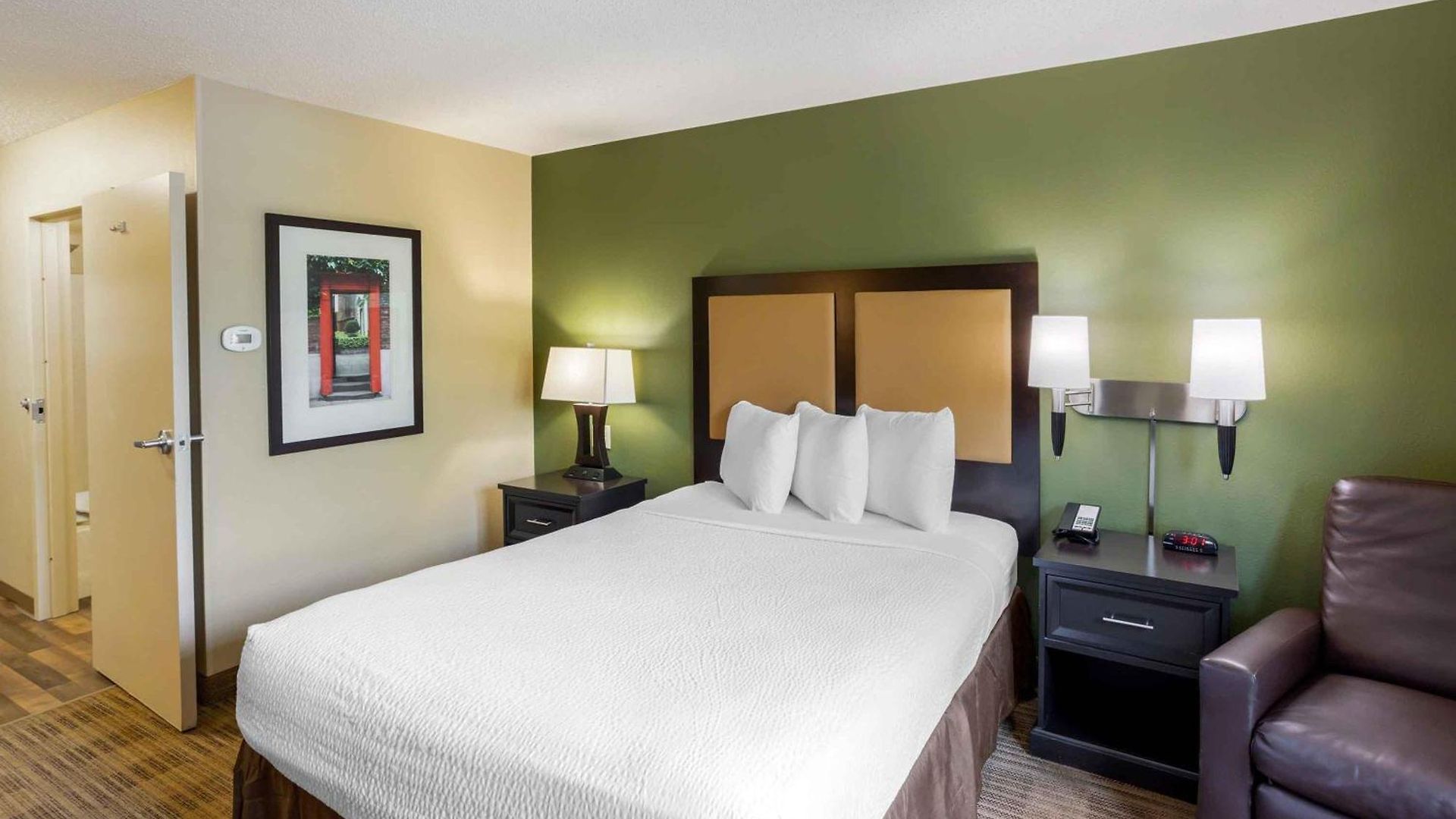 Hotel Extended America - - Laguardia Airport New York