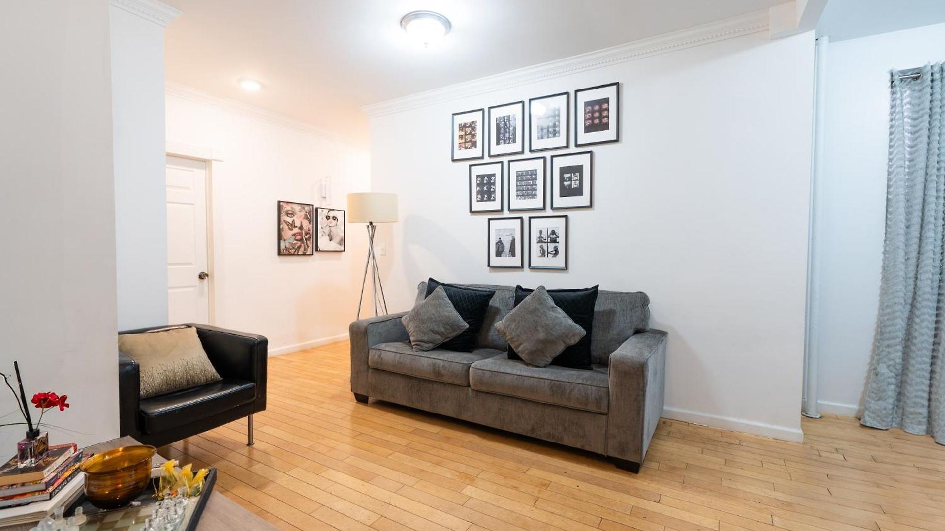 Modern By Park - 3 Br New York