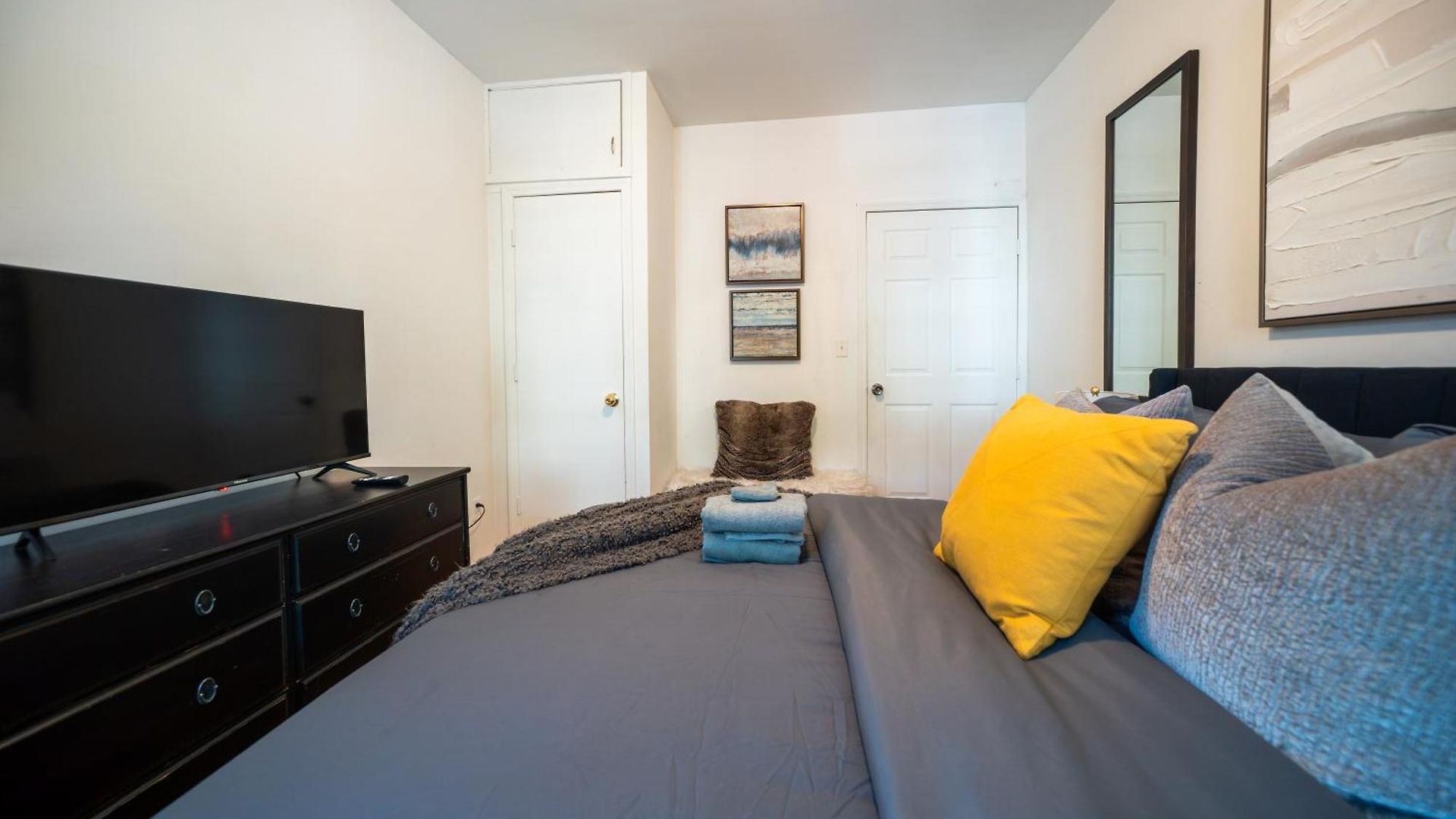 Modern By Park - 3 Br * New York
