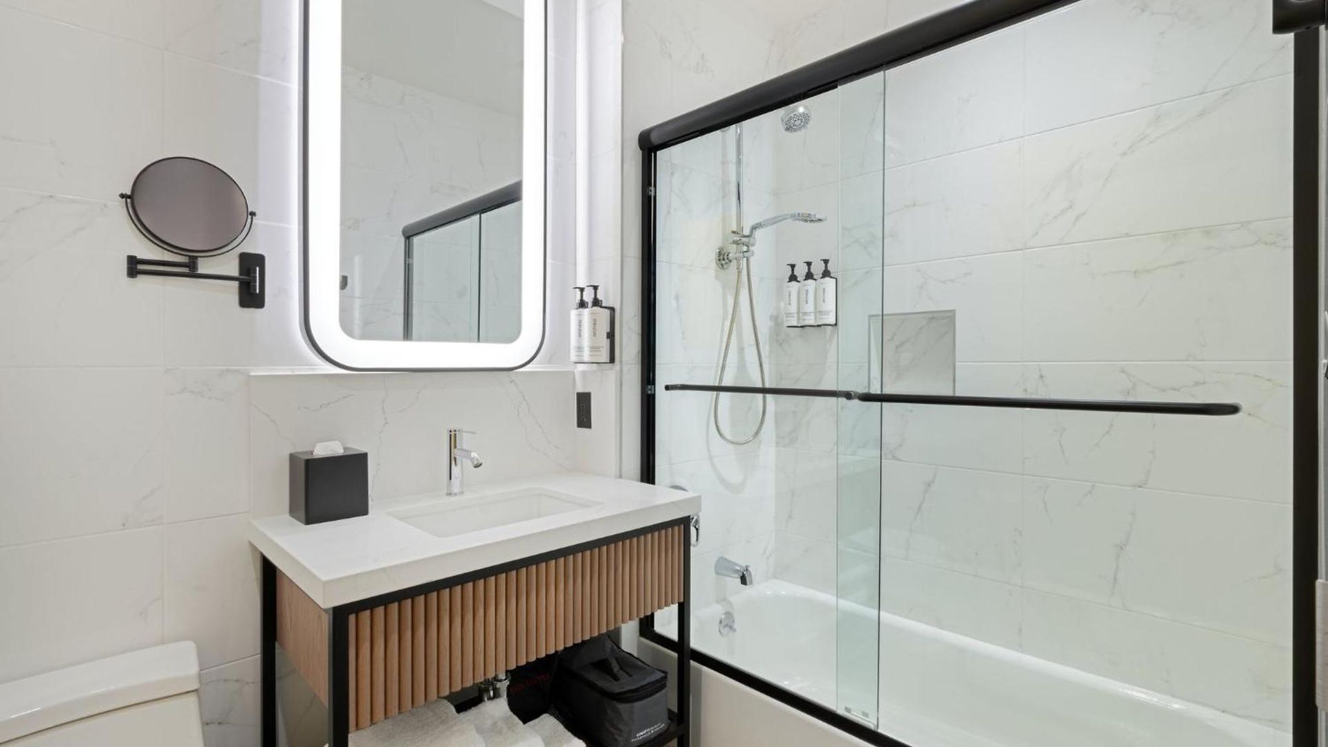 Hotel Voco Astoria By Ihg New York