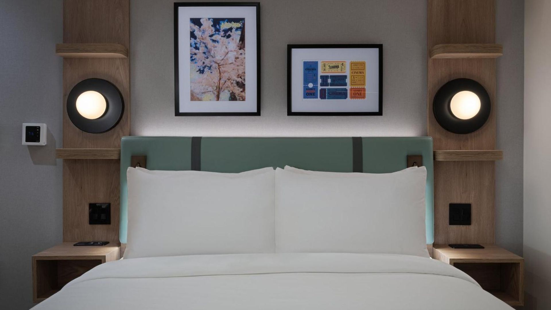 Voco Astoria By Ihg Hotel 3*