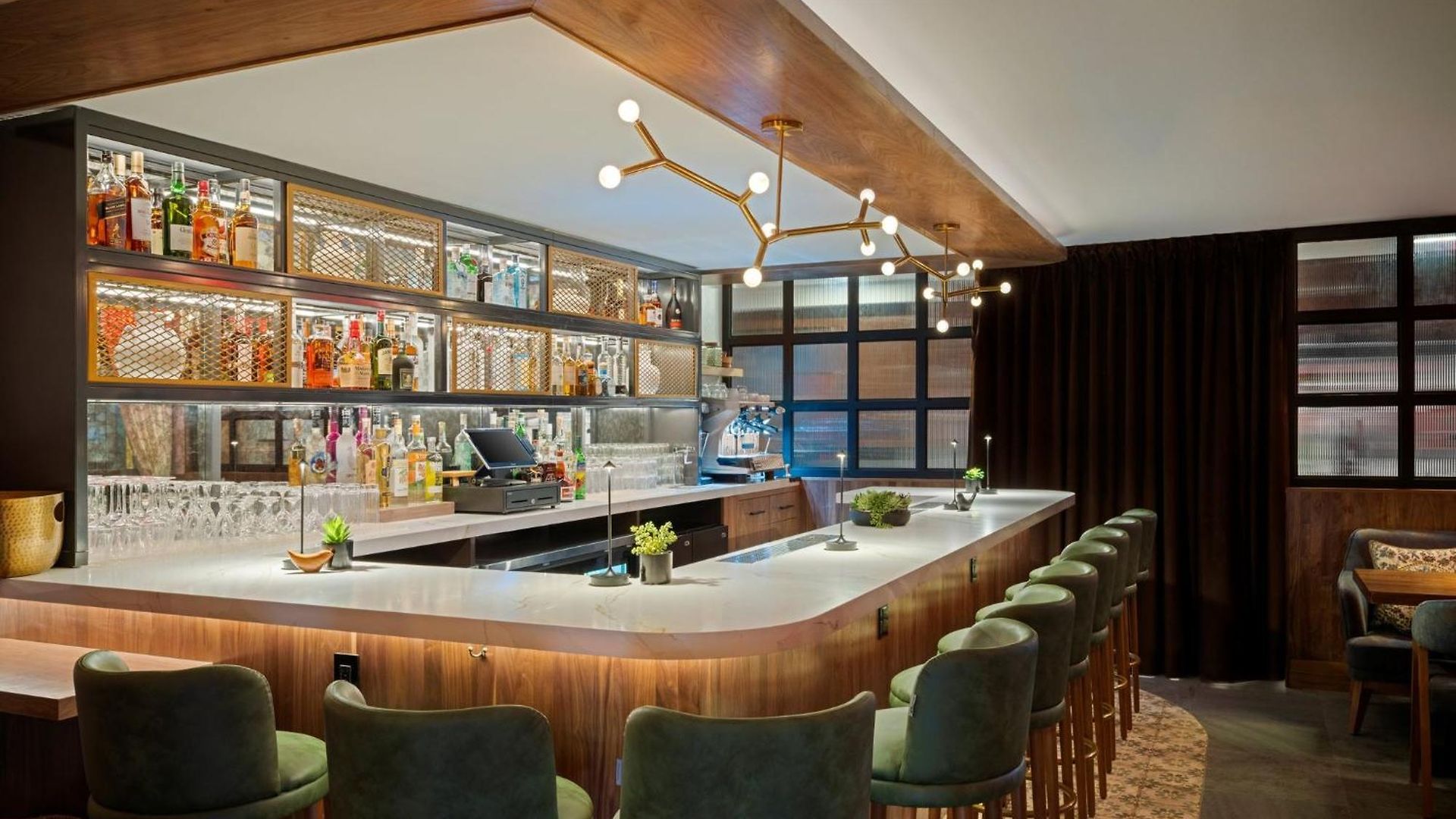 Voco Astoria By Ihg Hotel New York