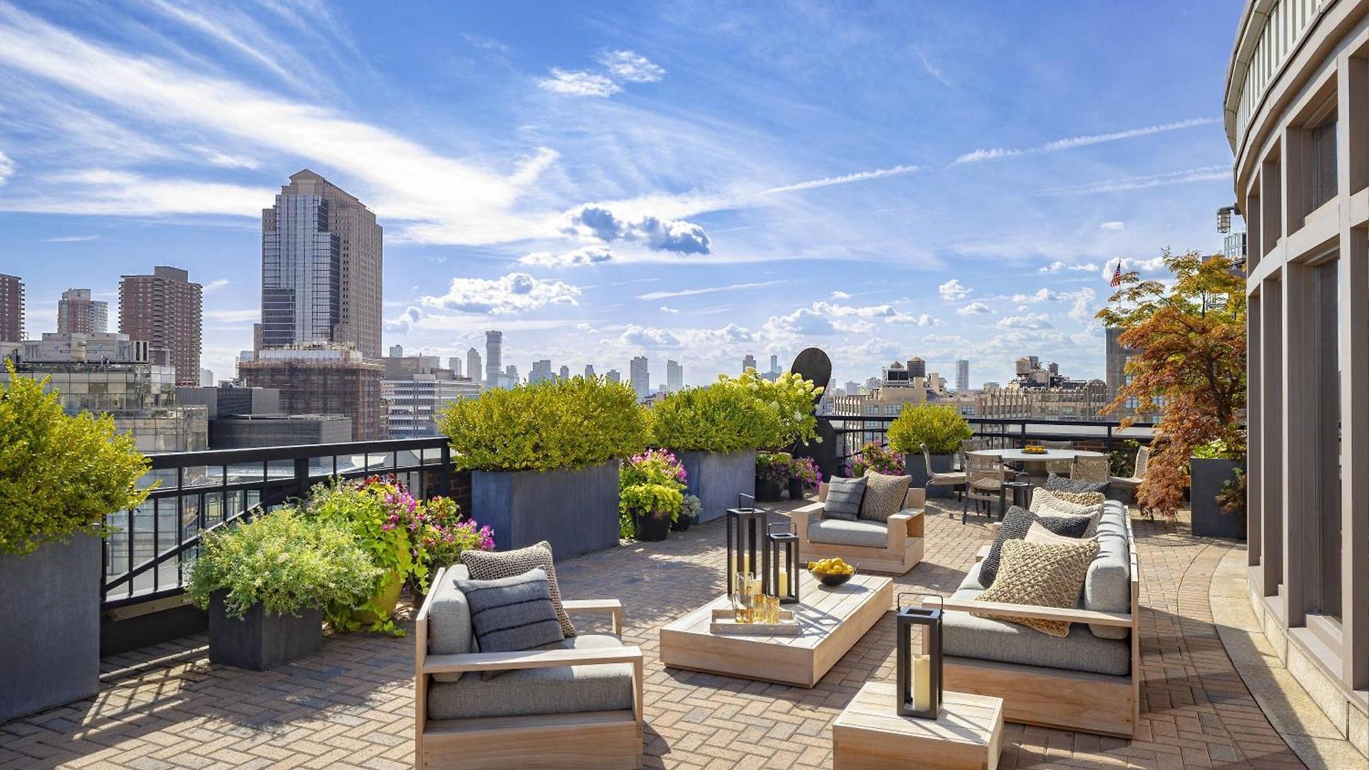 Soho Grand Hotel 4*