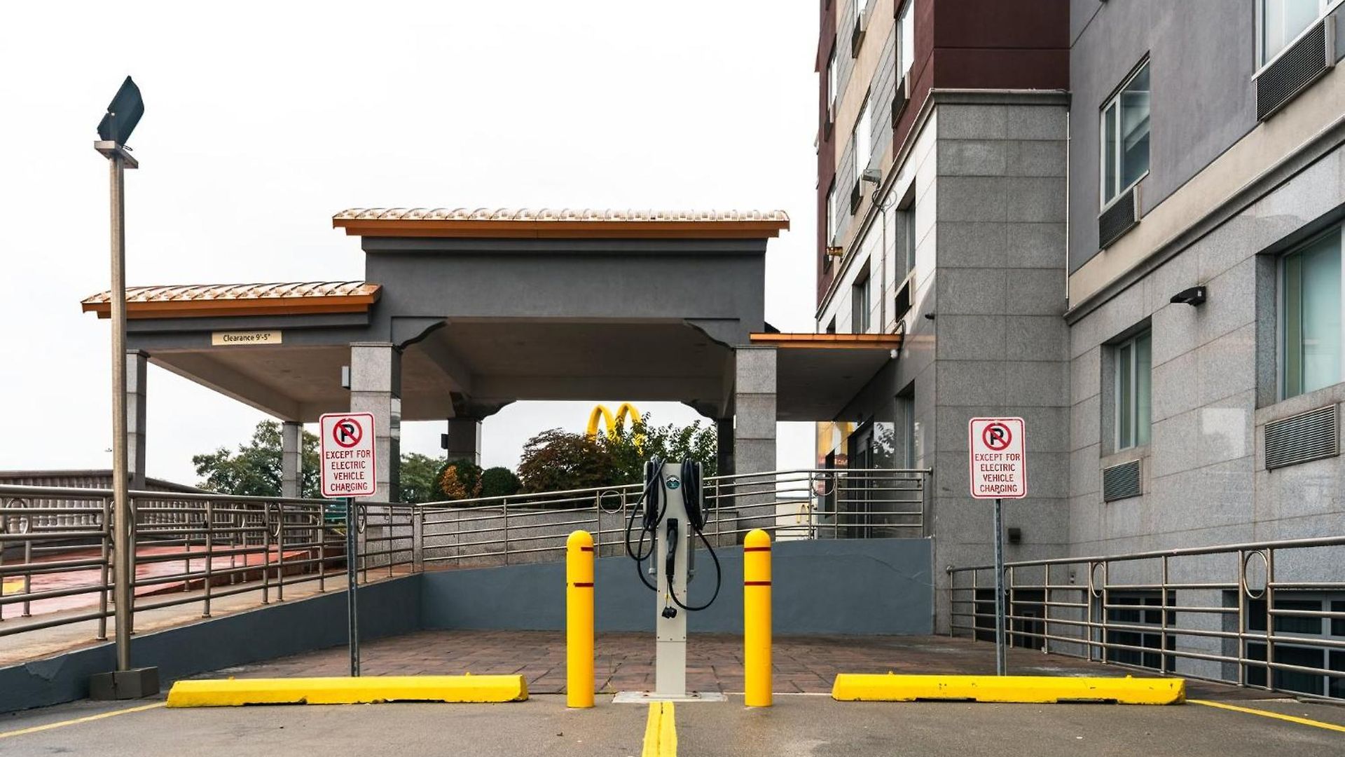 Express Maspeth By Ihg New York