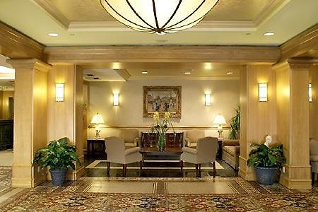 Martinique On Broadway, Curio Collection By Hilton Hotel 4*