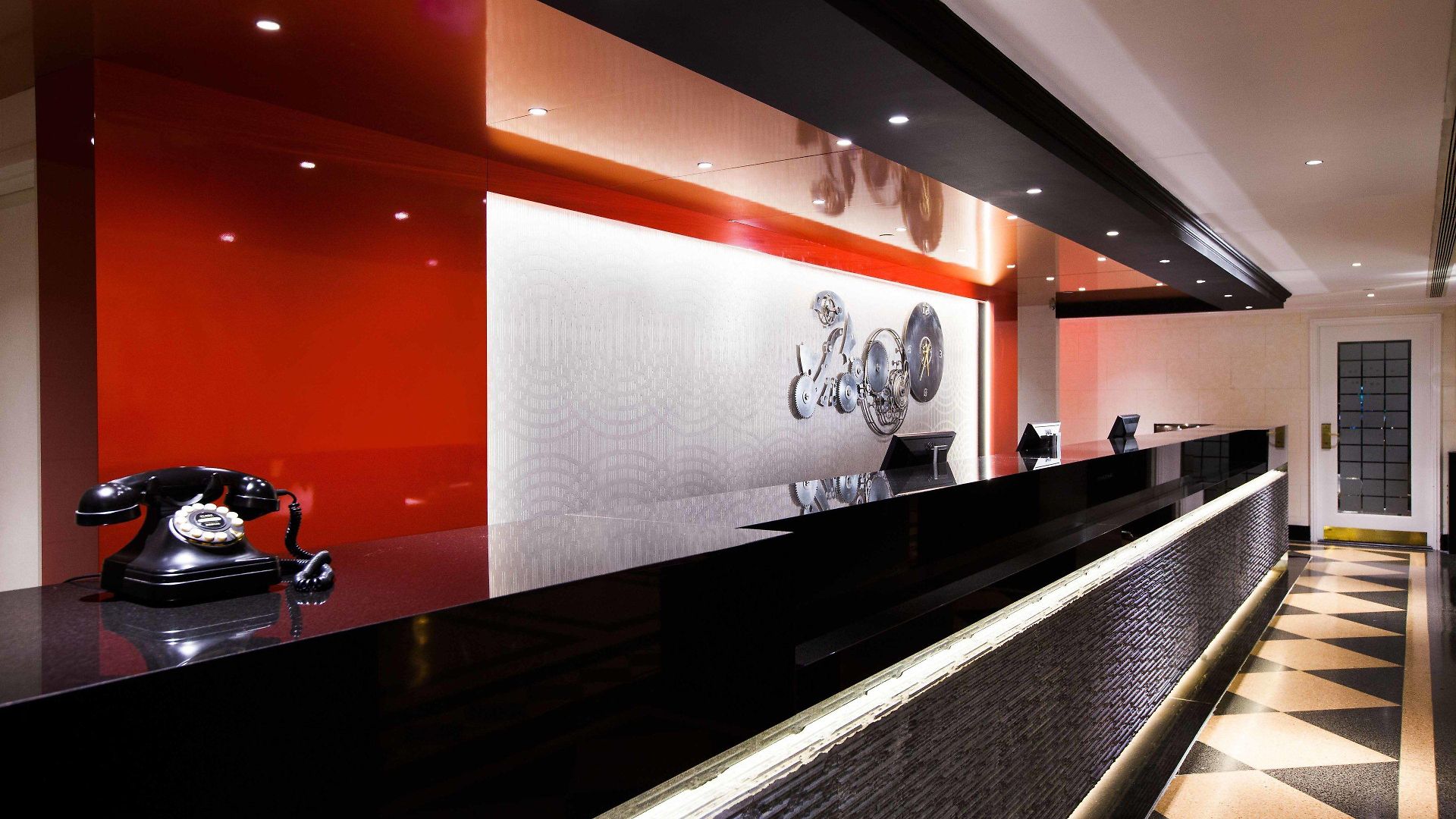 Stewart Hotel 4*