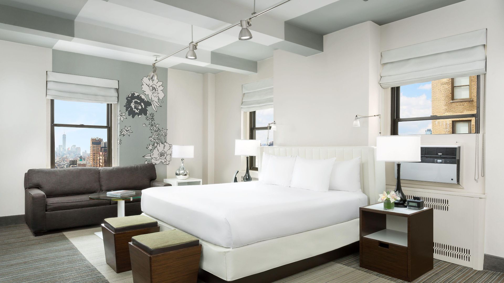 Stewart Hotel 4*