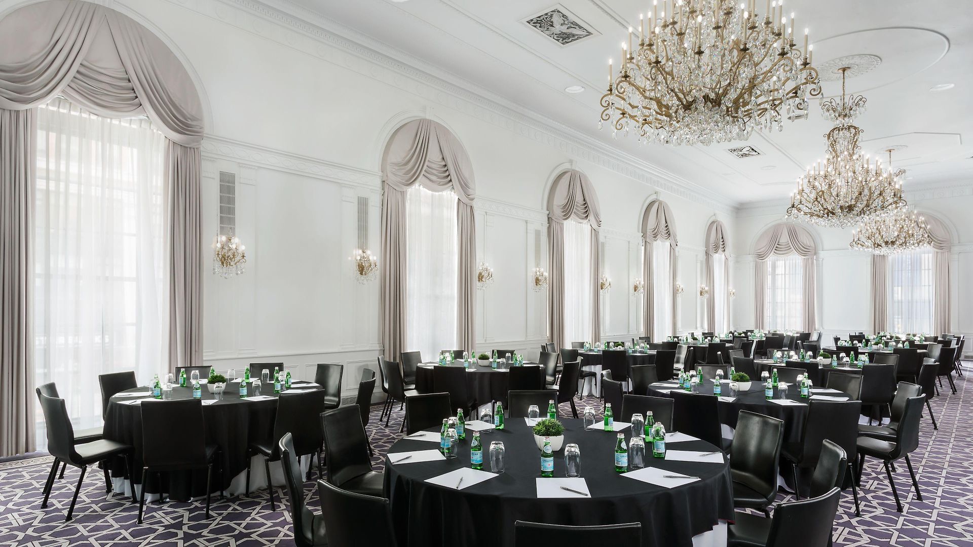 Stewart Hotel 4*