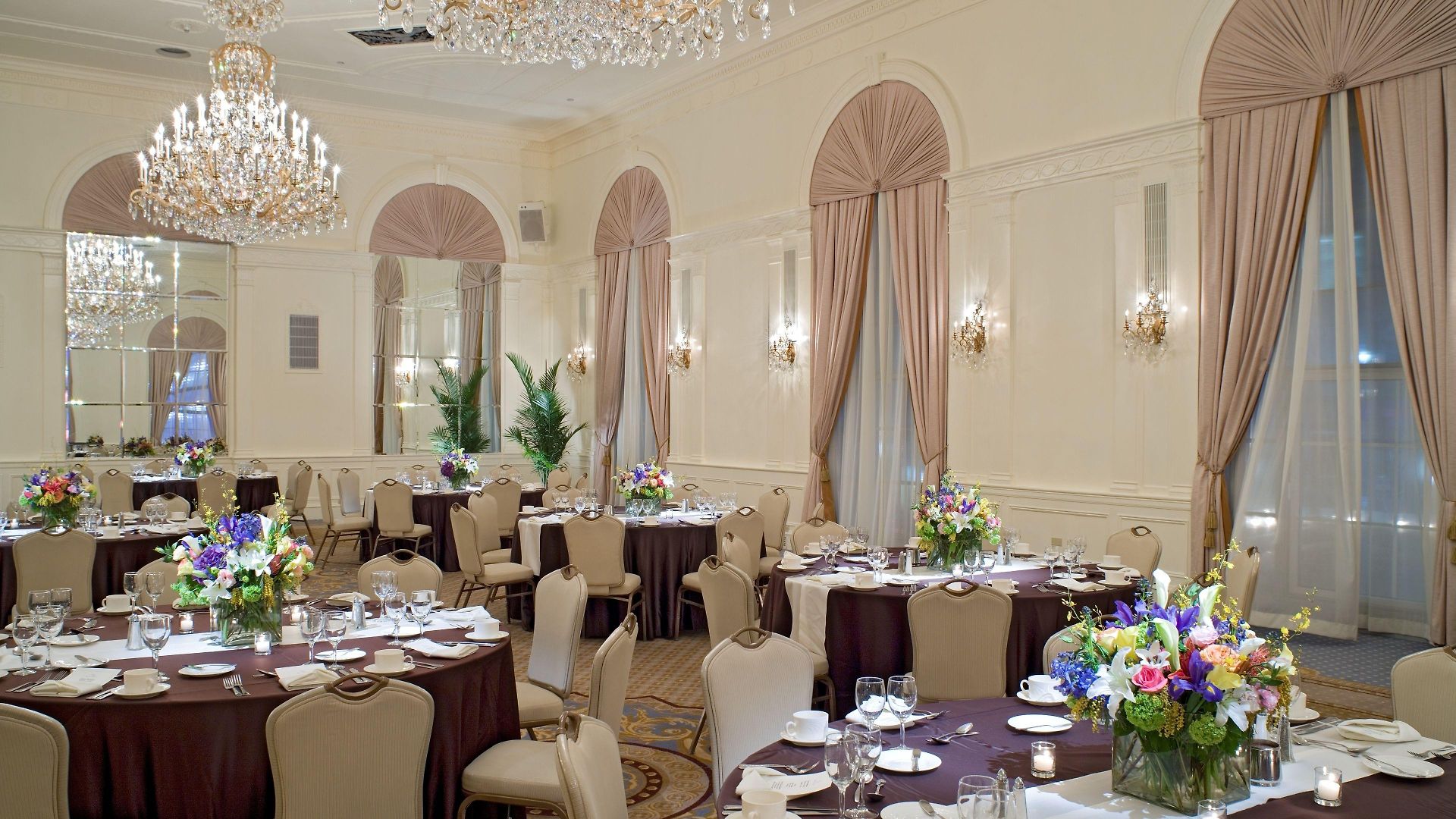 Hotel Stewart 4*