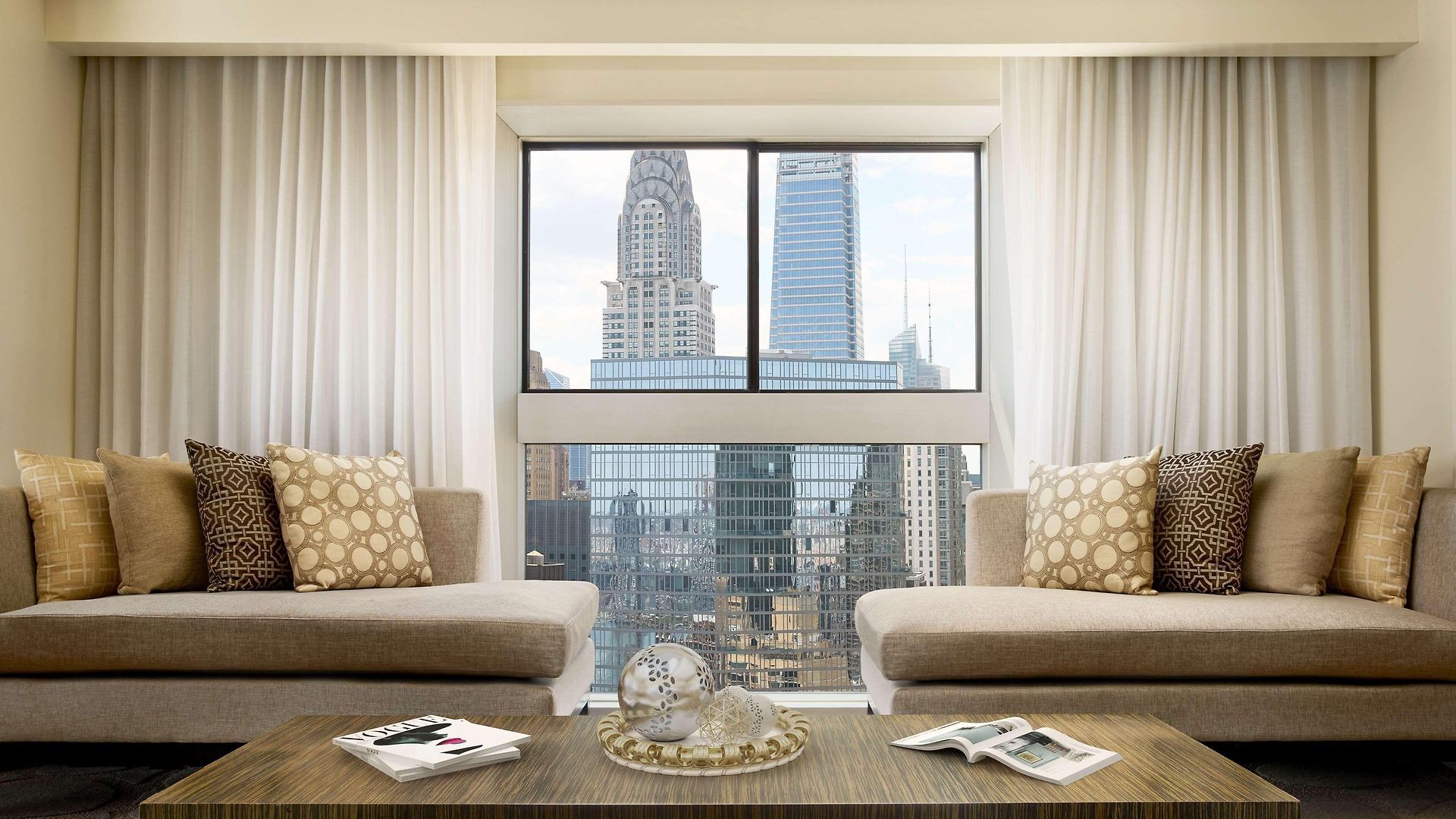 Millennium Hilton One Un Plaza