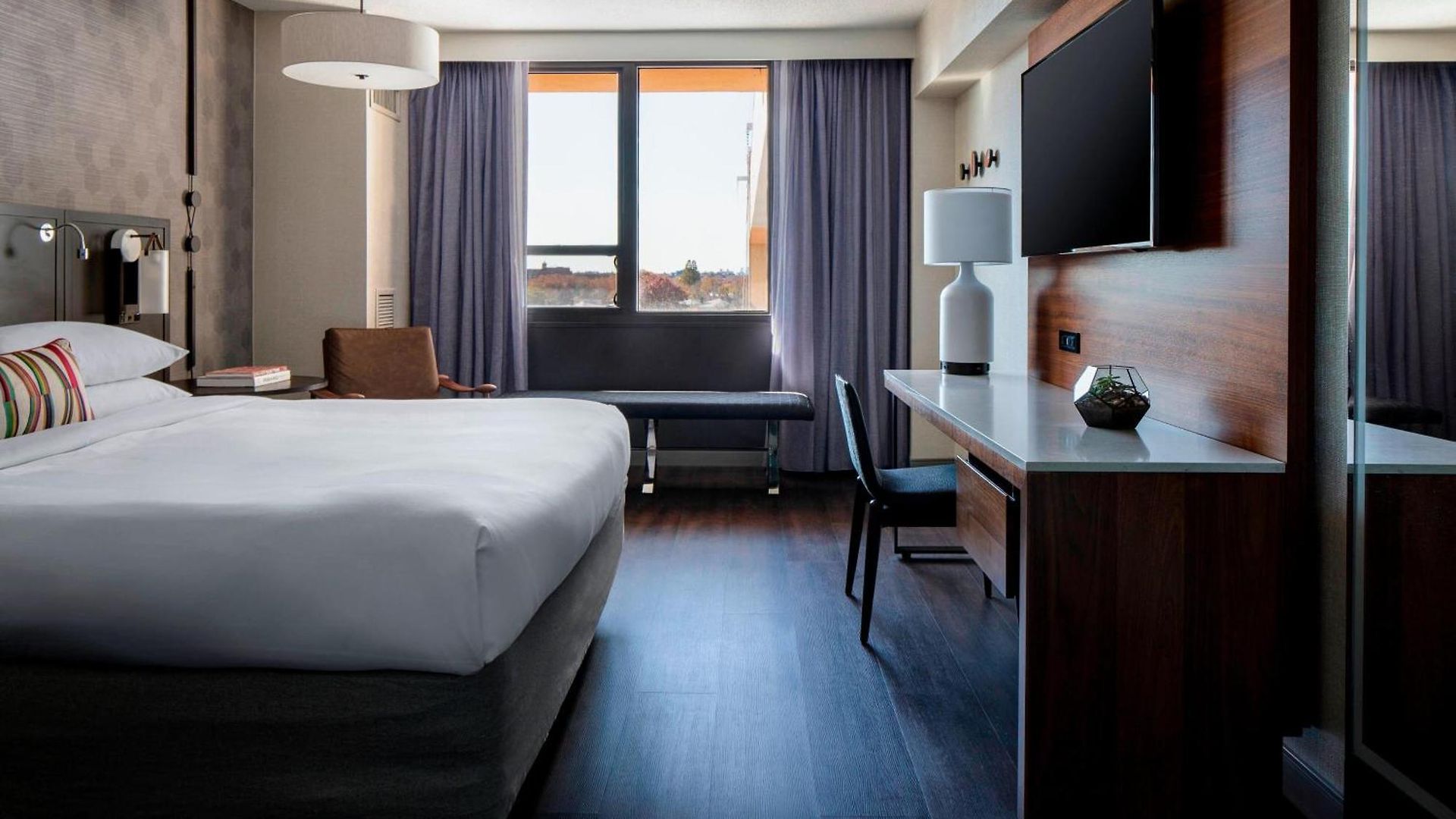 Laguardia Airport Marriott Hotel