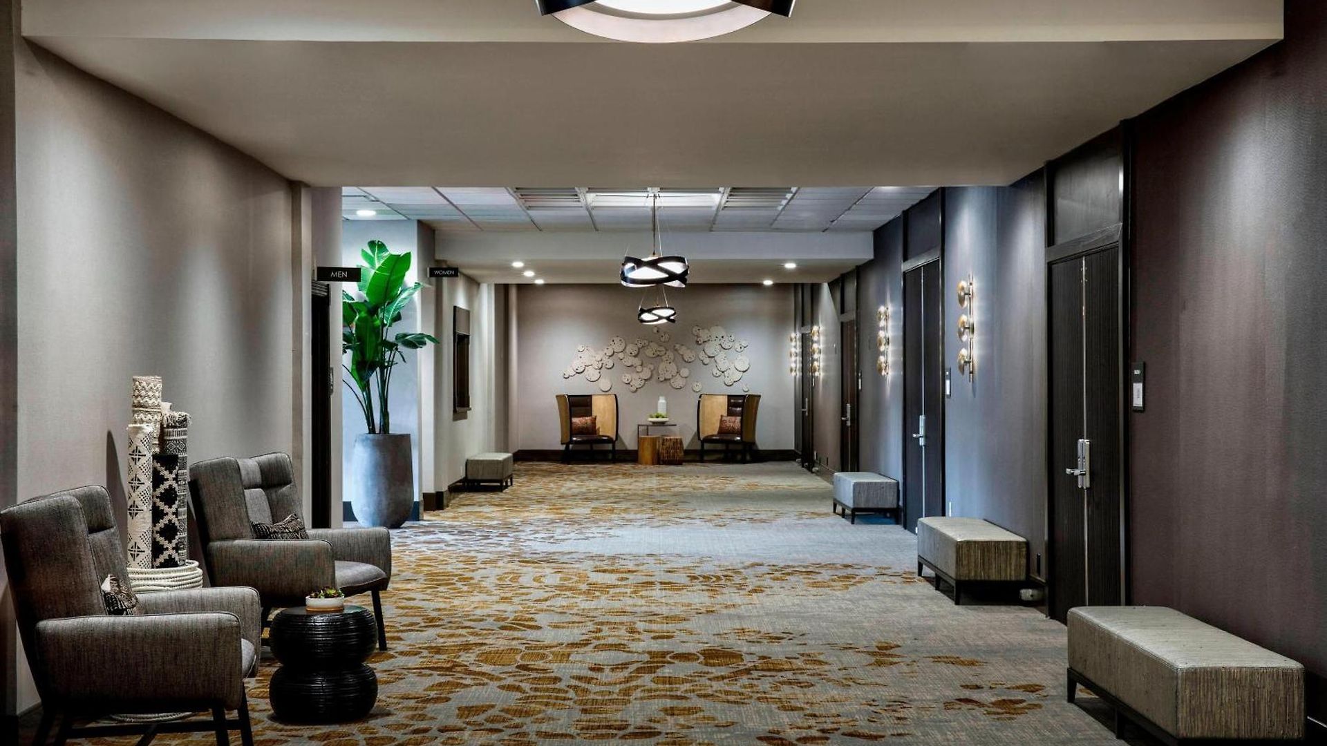 Laguardia Airport Marriott 4*