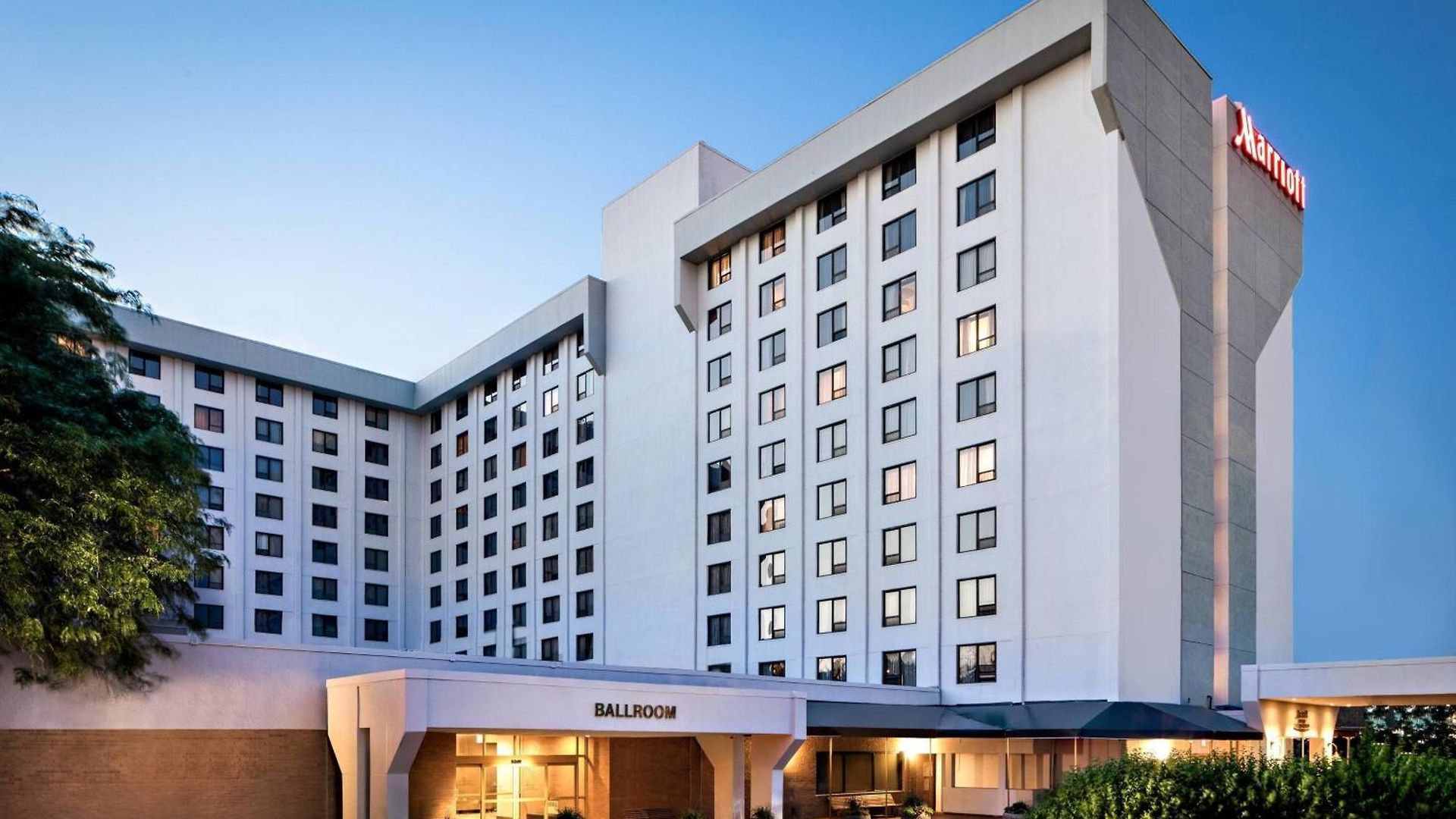 Laguardia Airport Marriott 4* New York