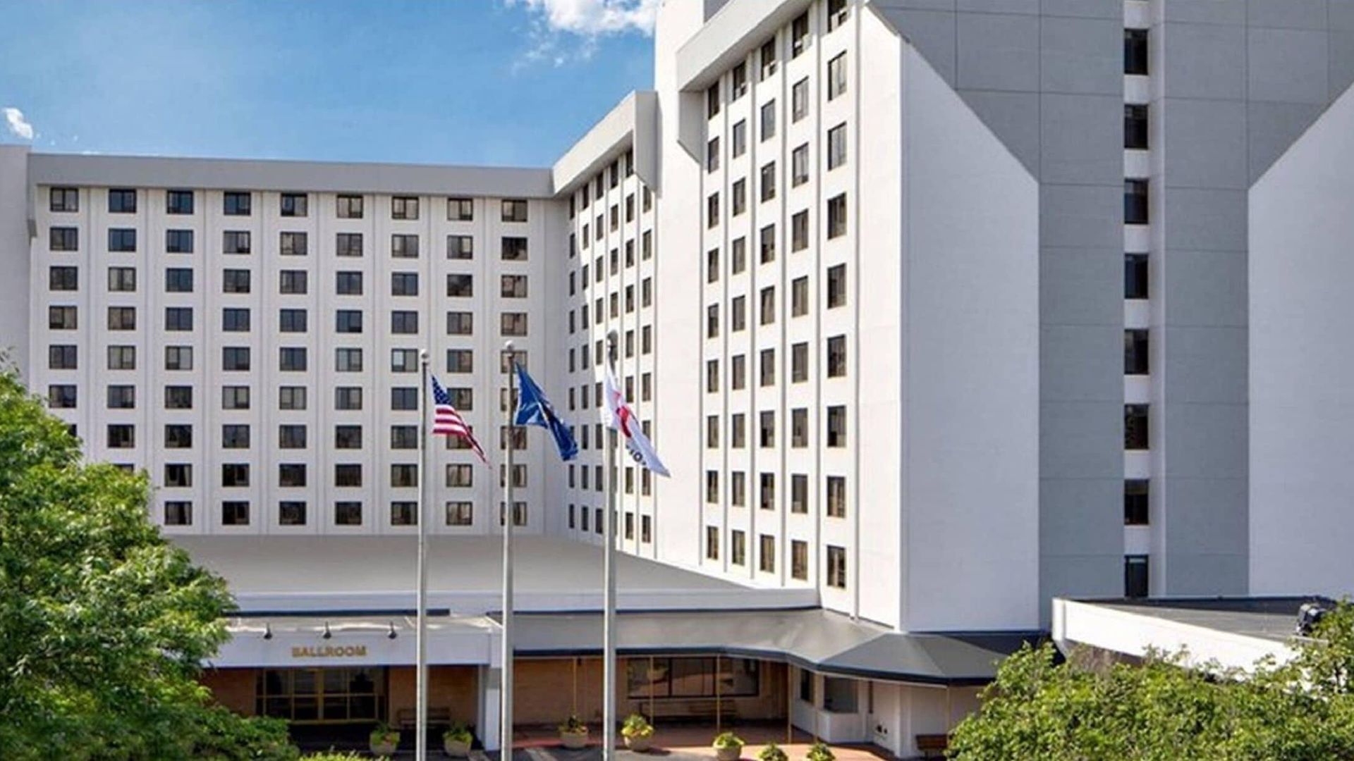 Laguardia Airport Marriott Hotel 4*
