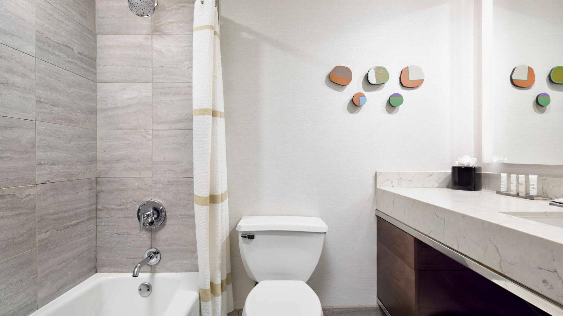 Laguardia Airport Marriott New York