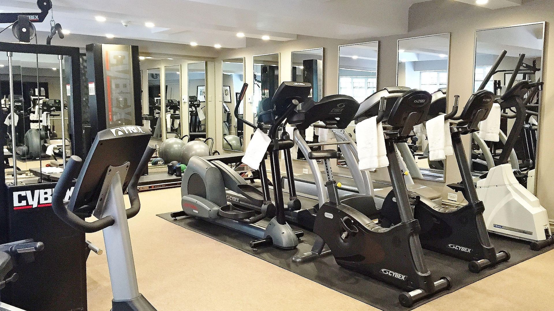 Hotel Lowell 5*