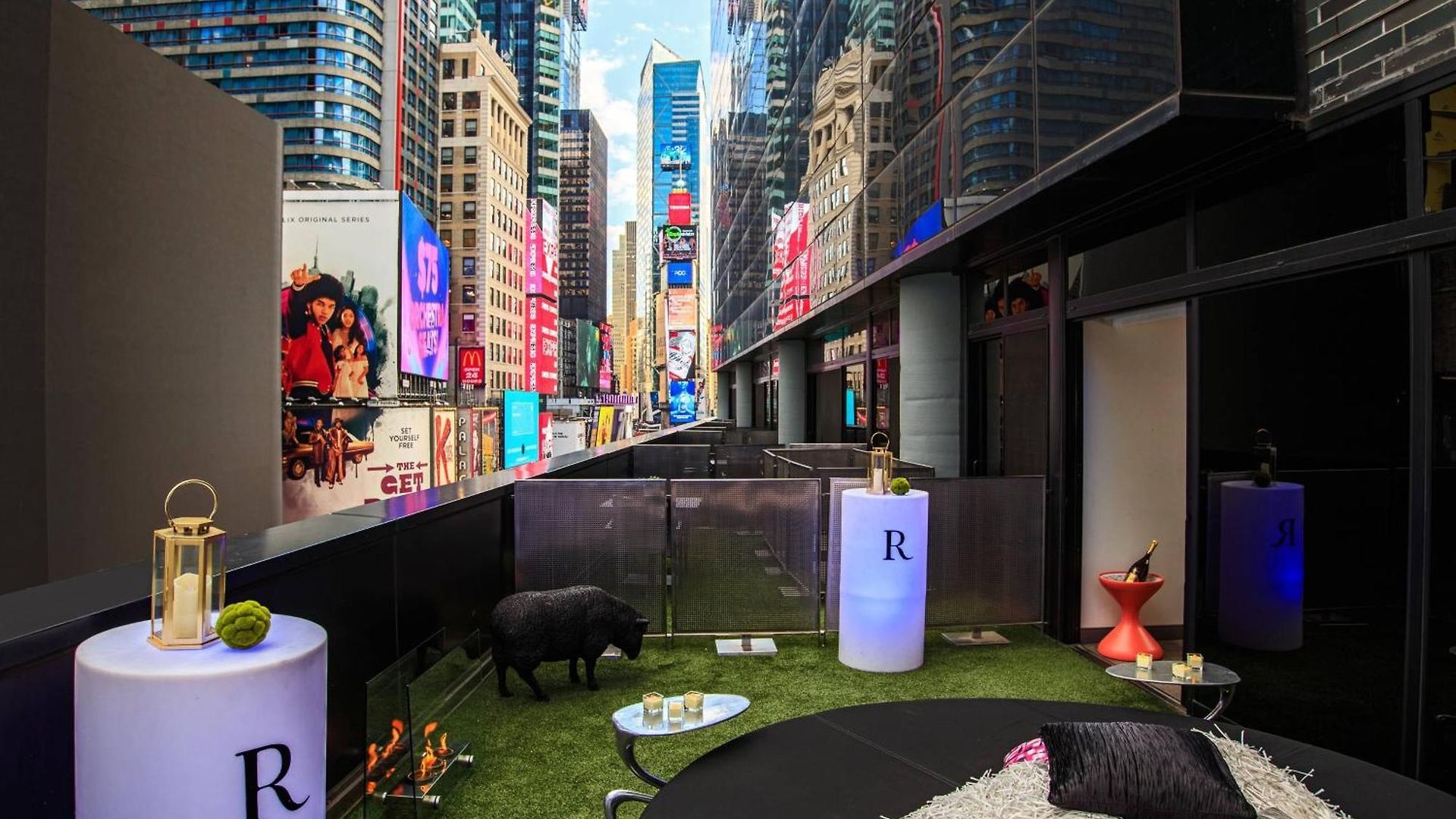 Renaissance Times Square By Marriott Hotel New York