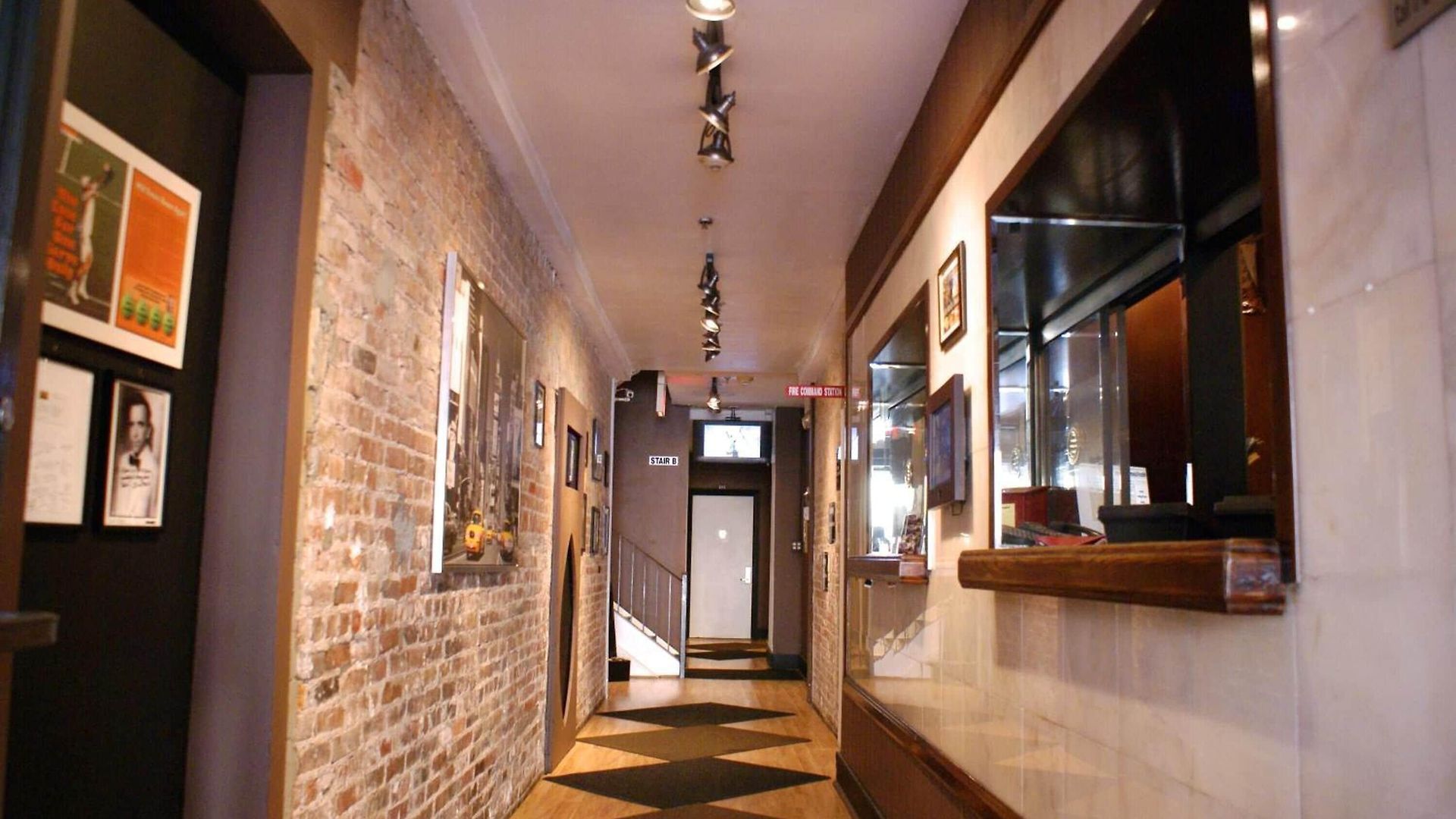 Hotel Off Soho 2*
