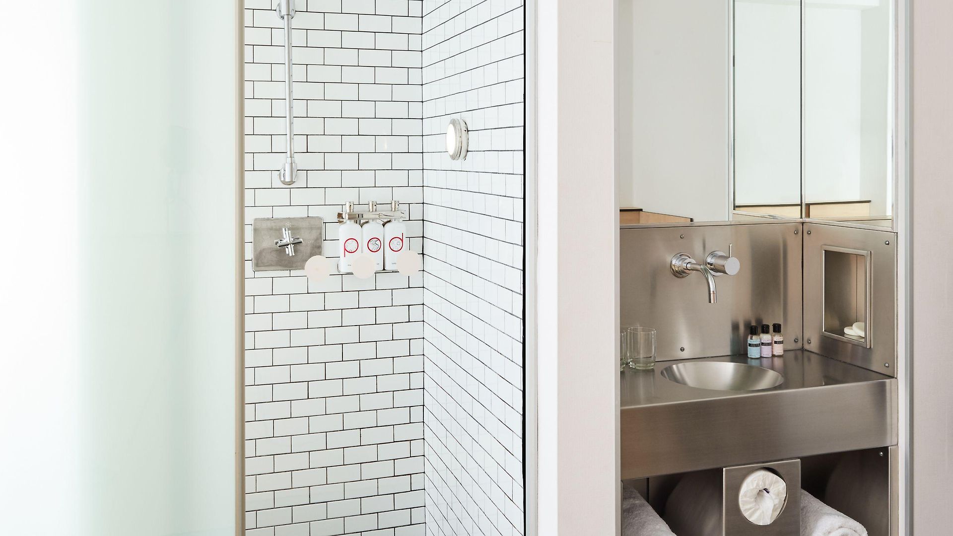 Pod 51 Hotel 3*