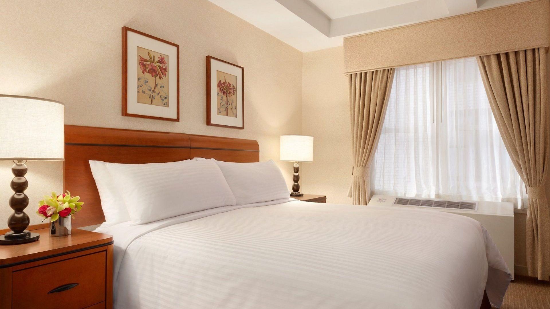Hotel Edison Times Square 4*