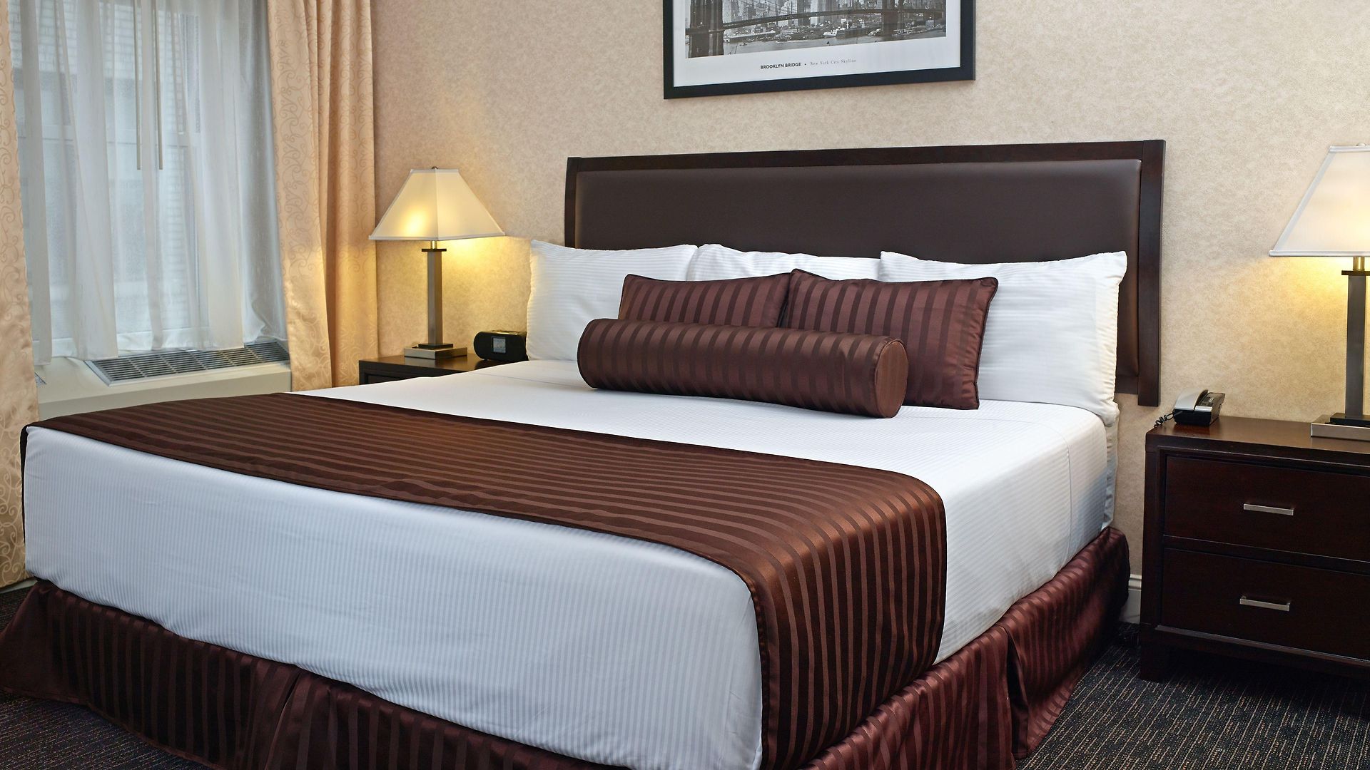 Edison Times Square 4*