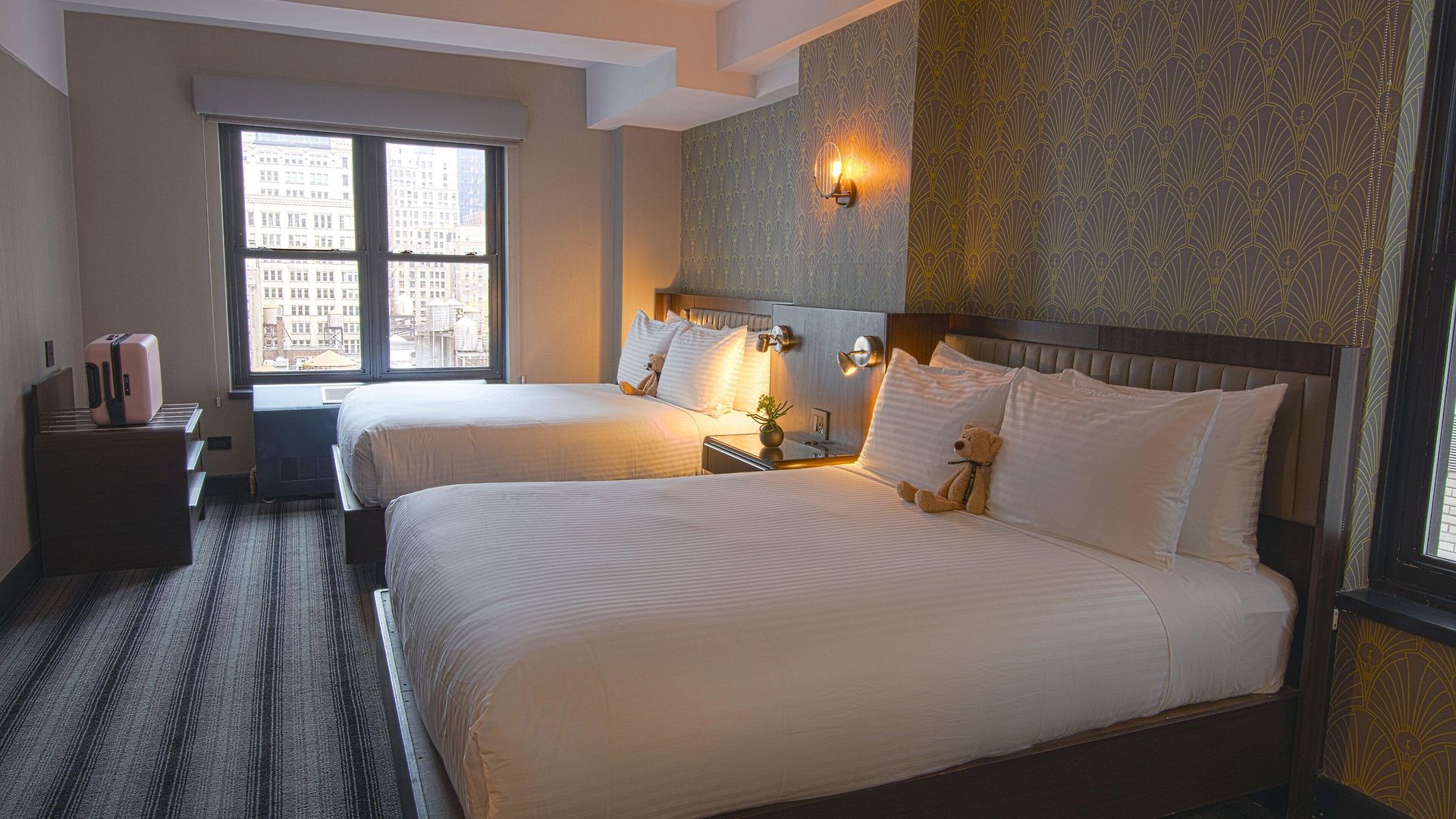 Edison Times Square Hotel 4*
