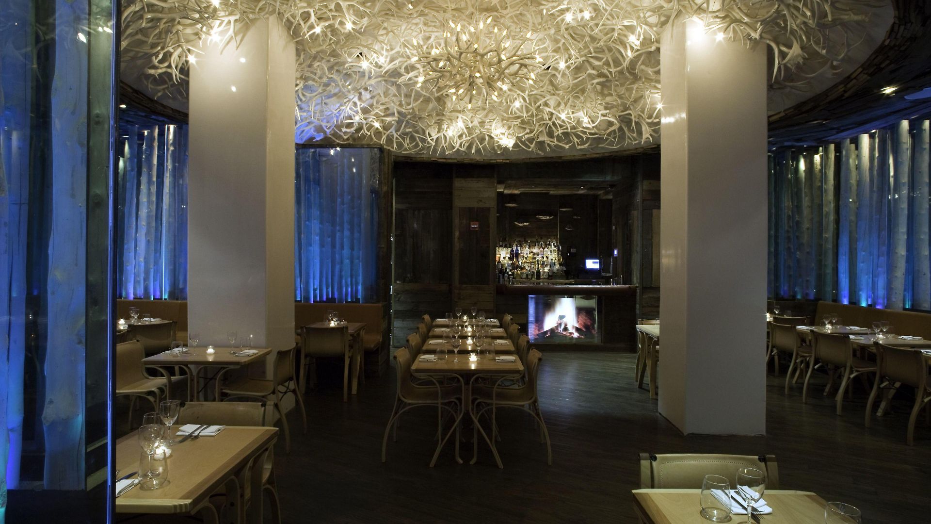Oyo Times Square 4*