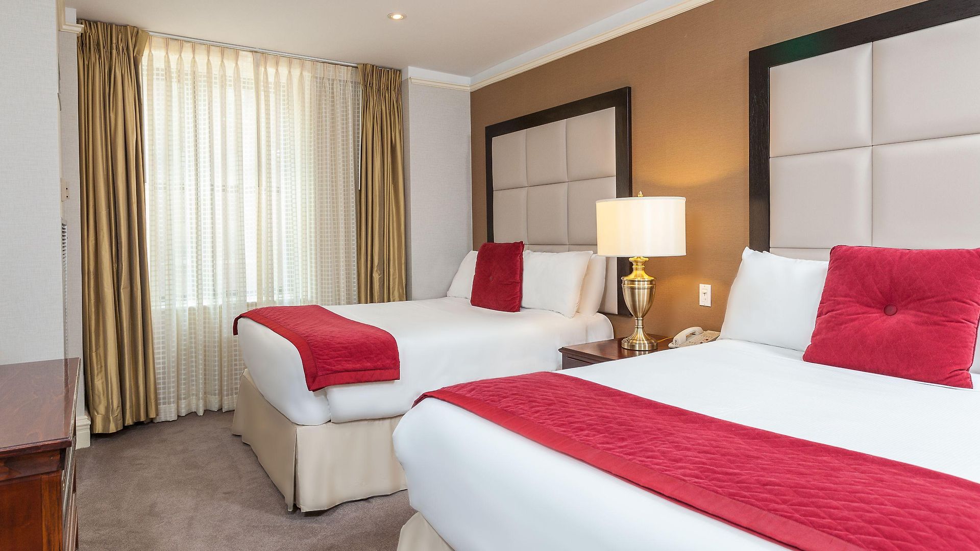 Fitzpatrick Manhattan Hotel 4*