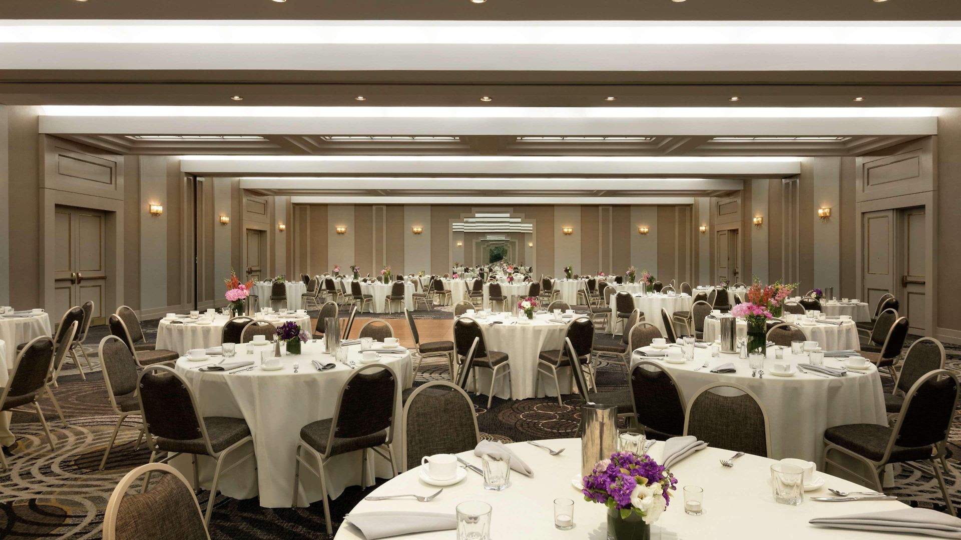 Hotel Doubletree By Hilton New York-laguardia