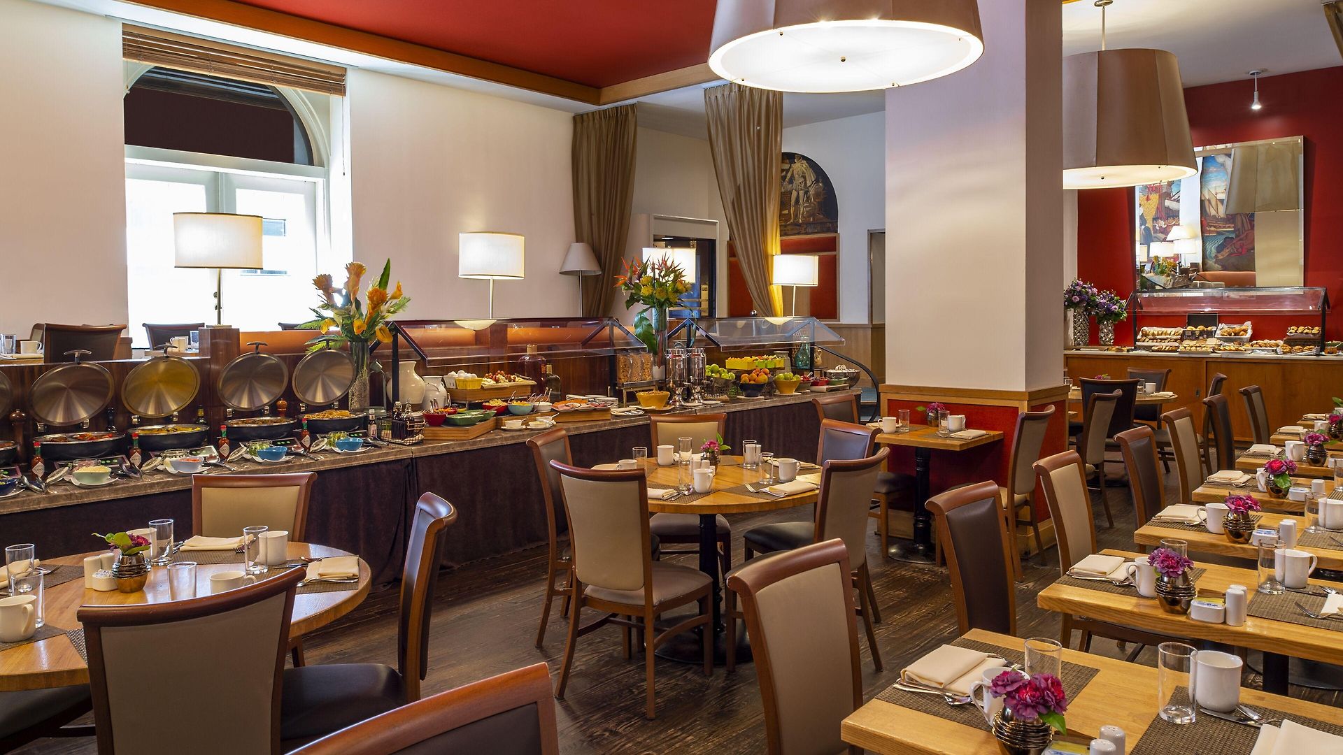 Hotel Warwick 4*