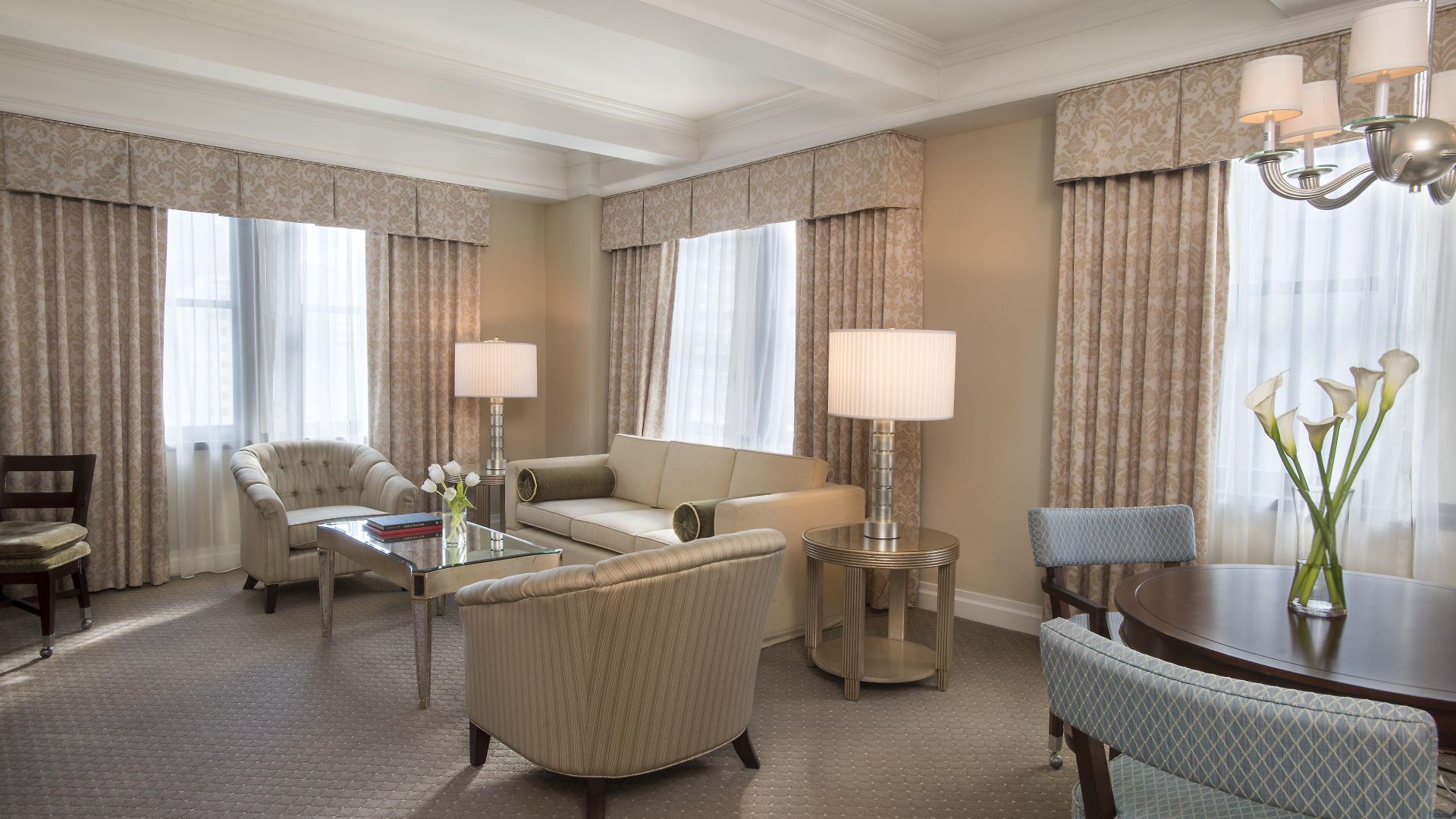 Hotel Warwick 4*