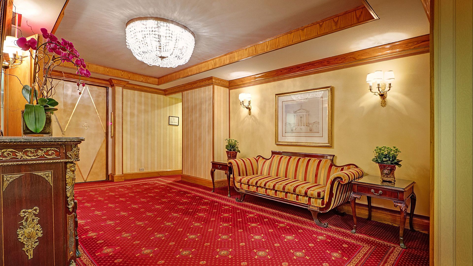 Elysee By Library Collection Hotel 4*