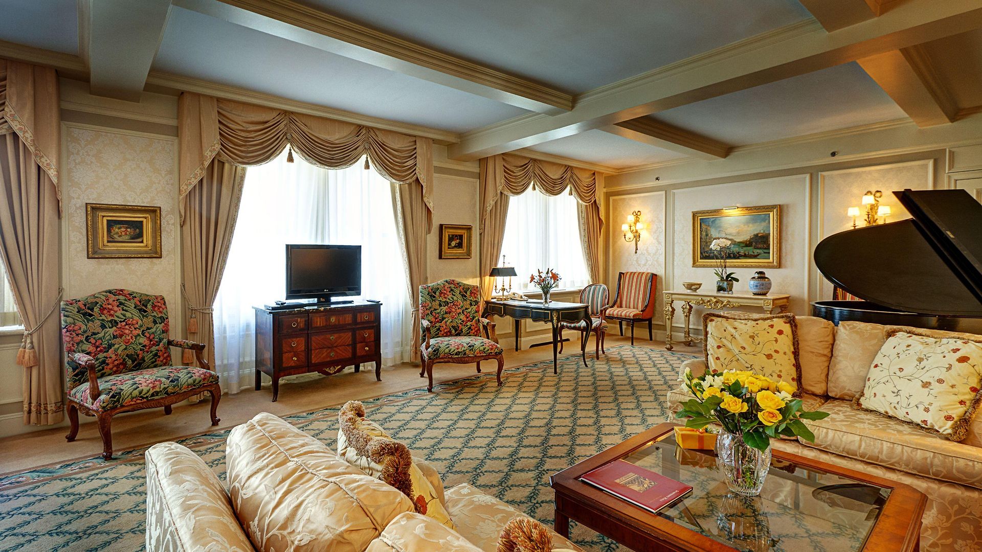 Elysee By Library Collection Hotel