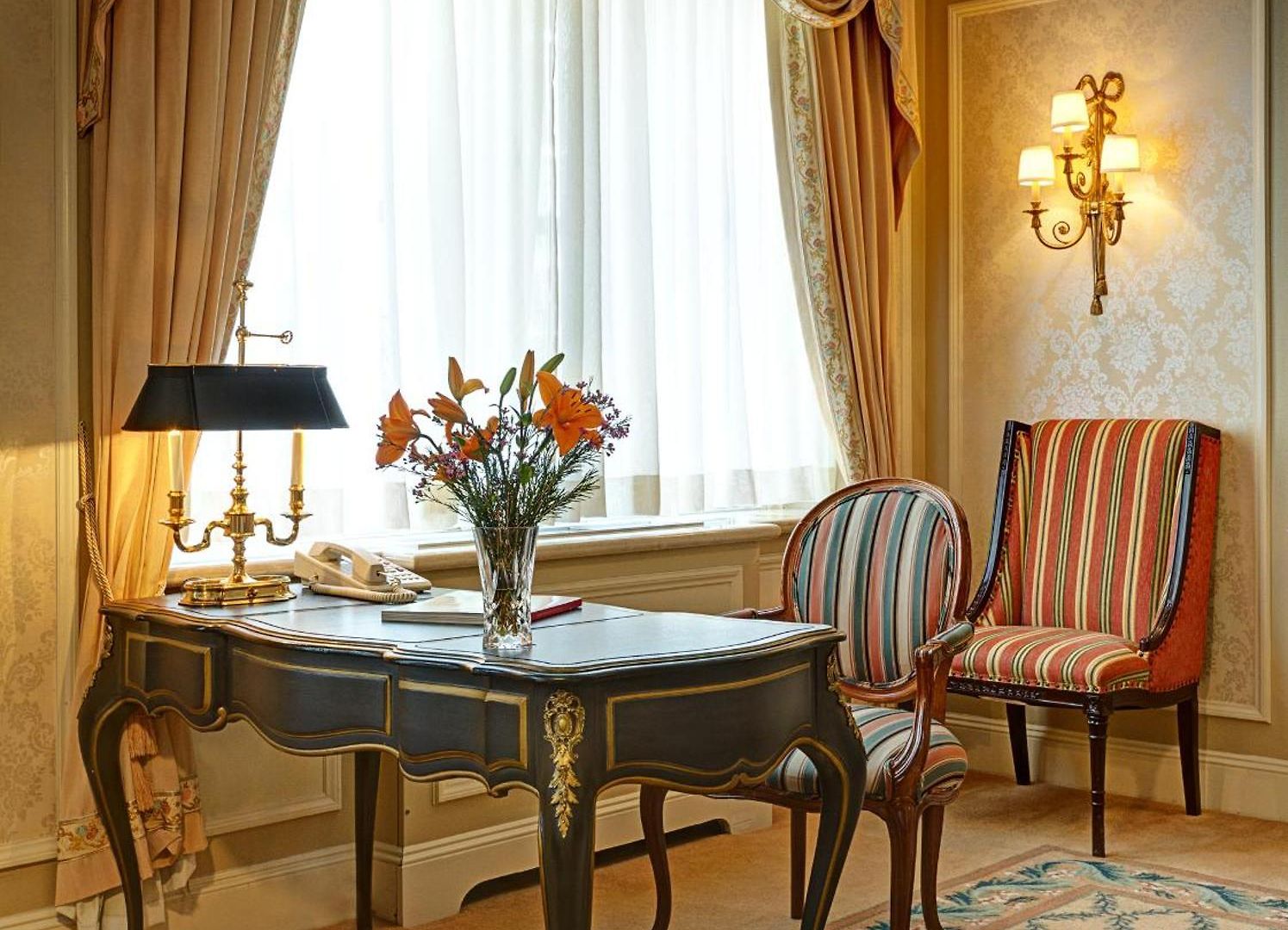 Elysee By Library Collection Hotel