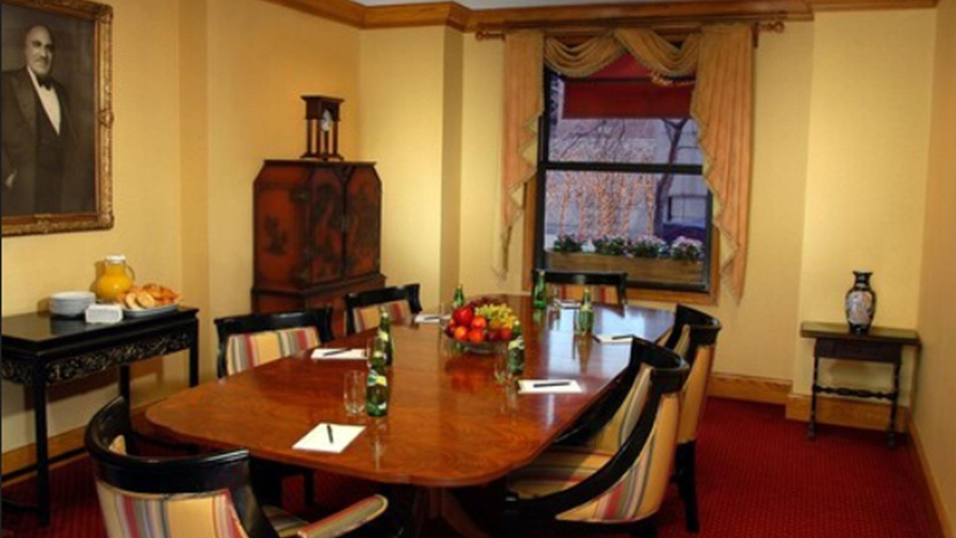 Elysee By Library Collection Hotel 4*
