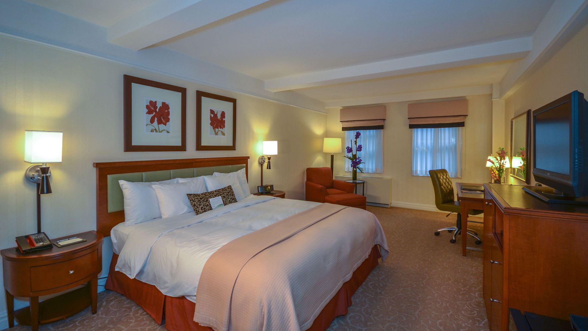 Hotel San Carlos 4*