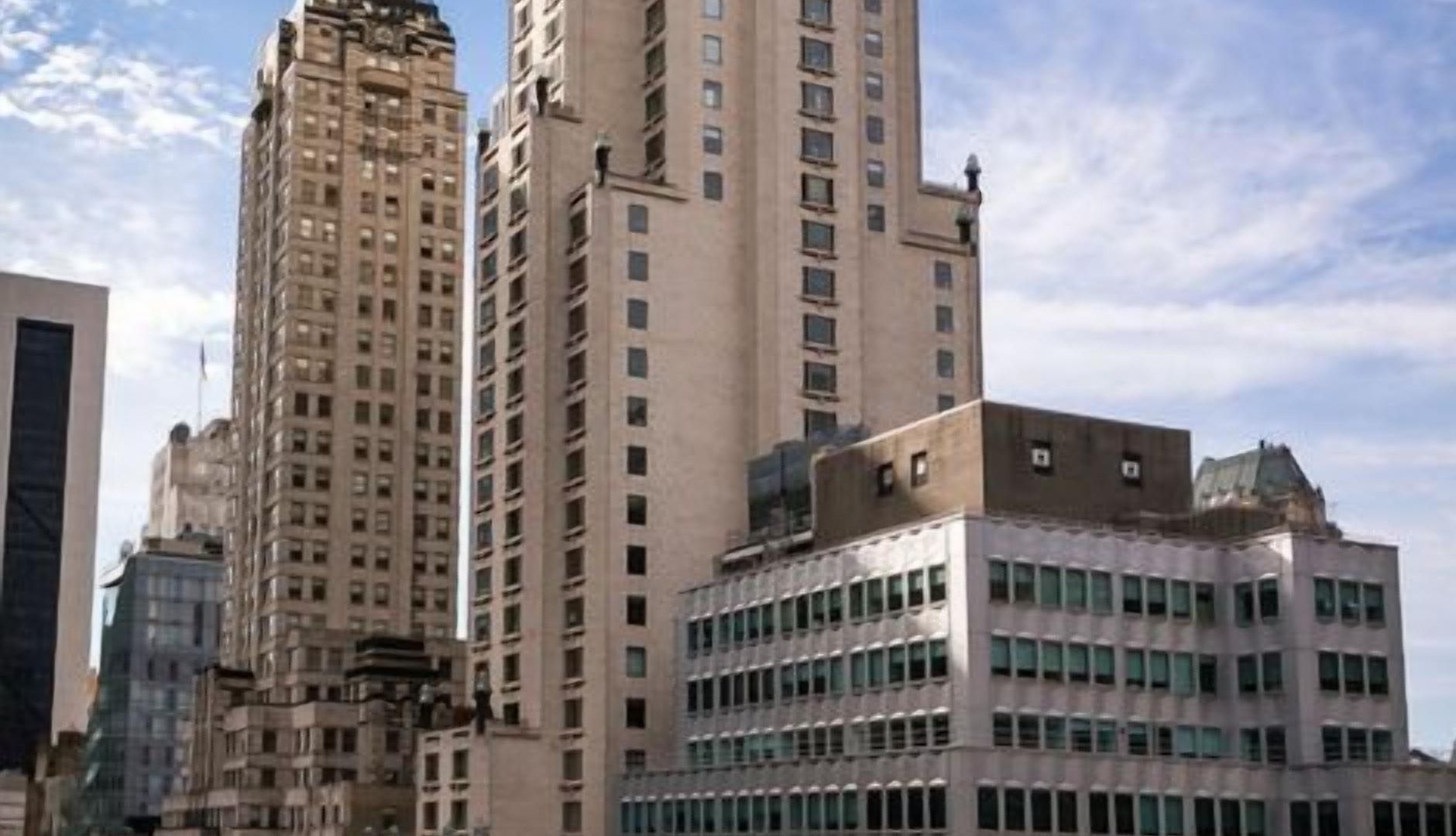Four Seasons Hotel 5*