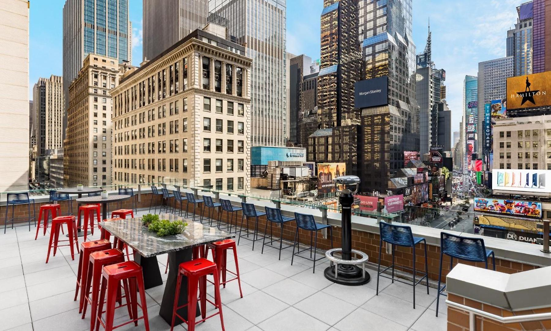 M Social Times Square 4*
